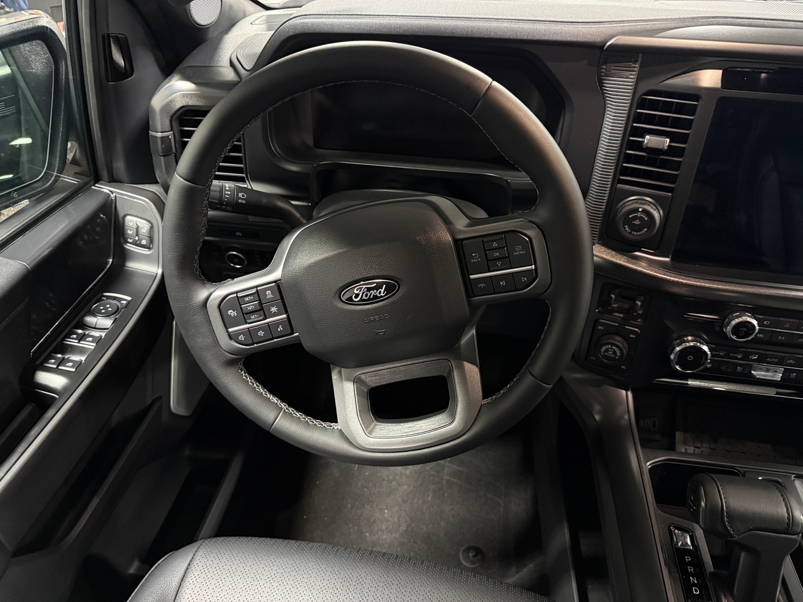 Thumbnail: 2025 Ford Econoline - 4