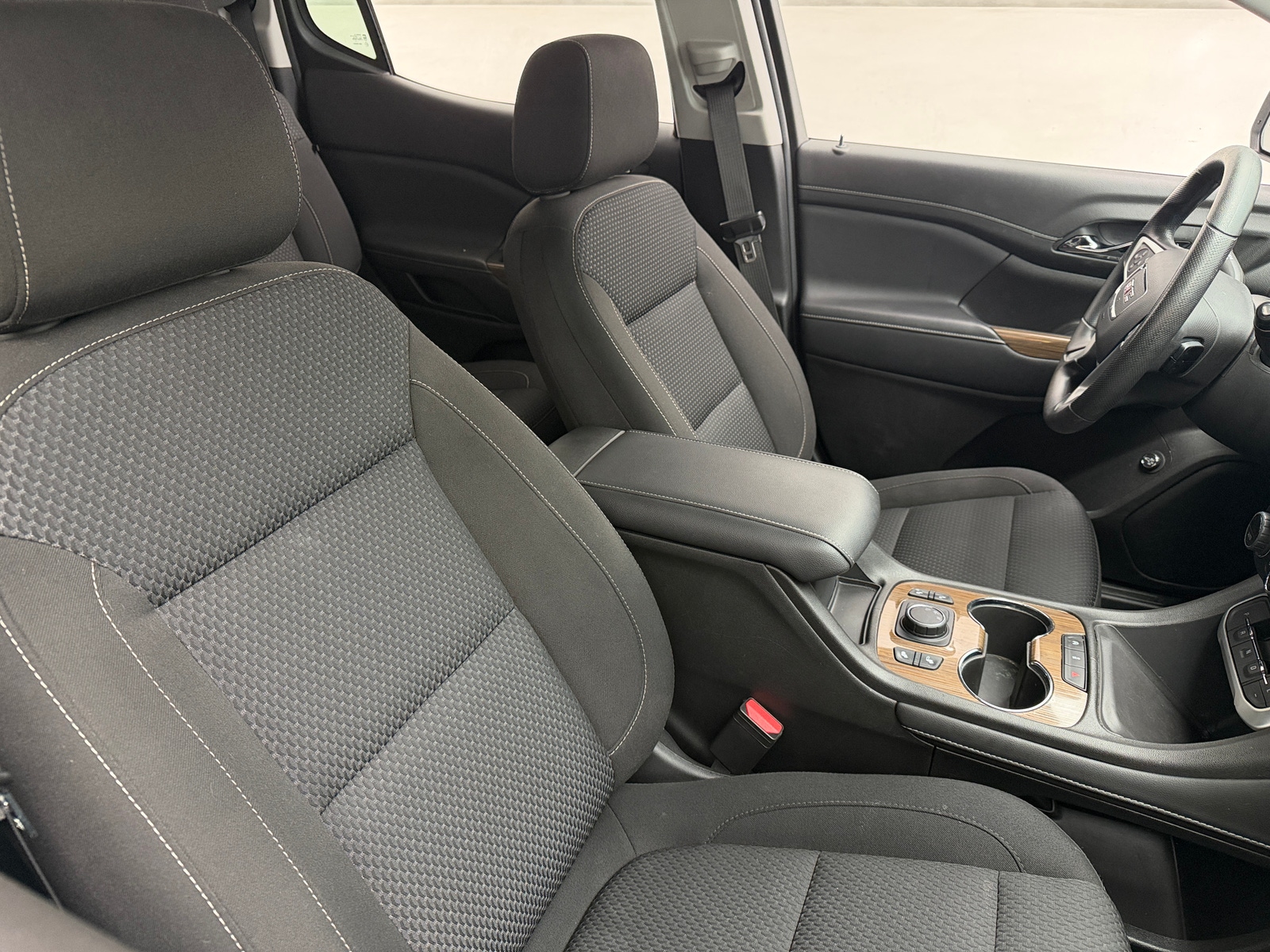 Thumbnail: 2023 GMC Acadia - 2