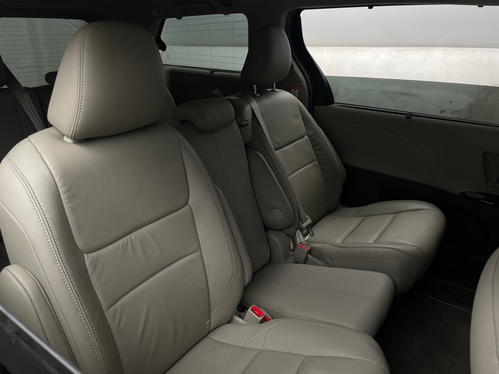 Thumbnail: 2015 Toyota Sienna - 5
