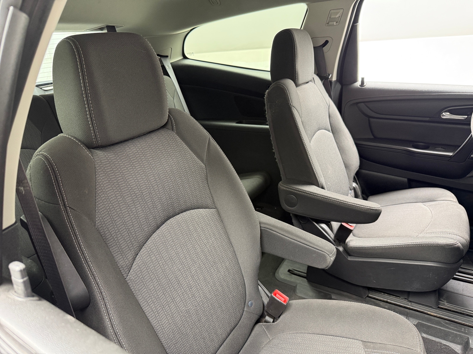Thumbnail: 2015 Chevrolet Traverse - 6