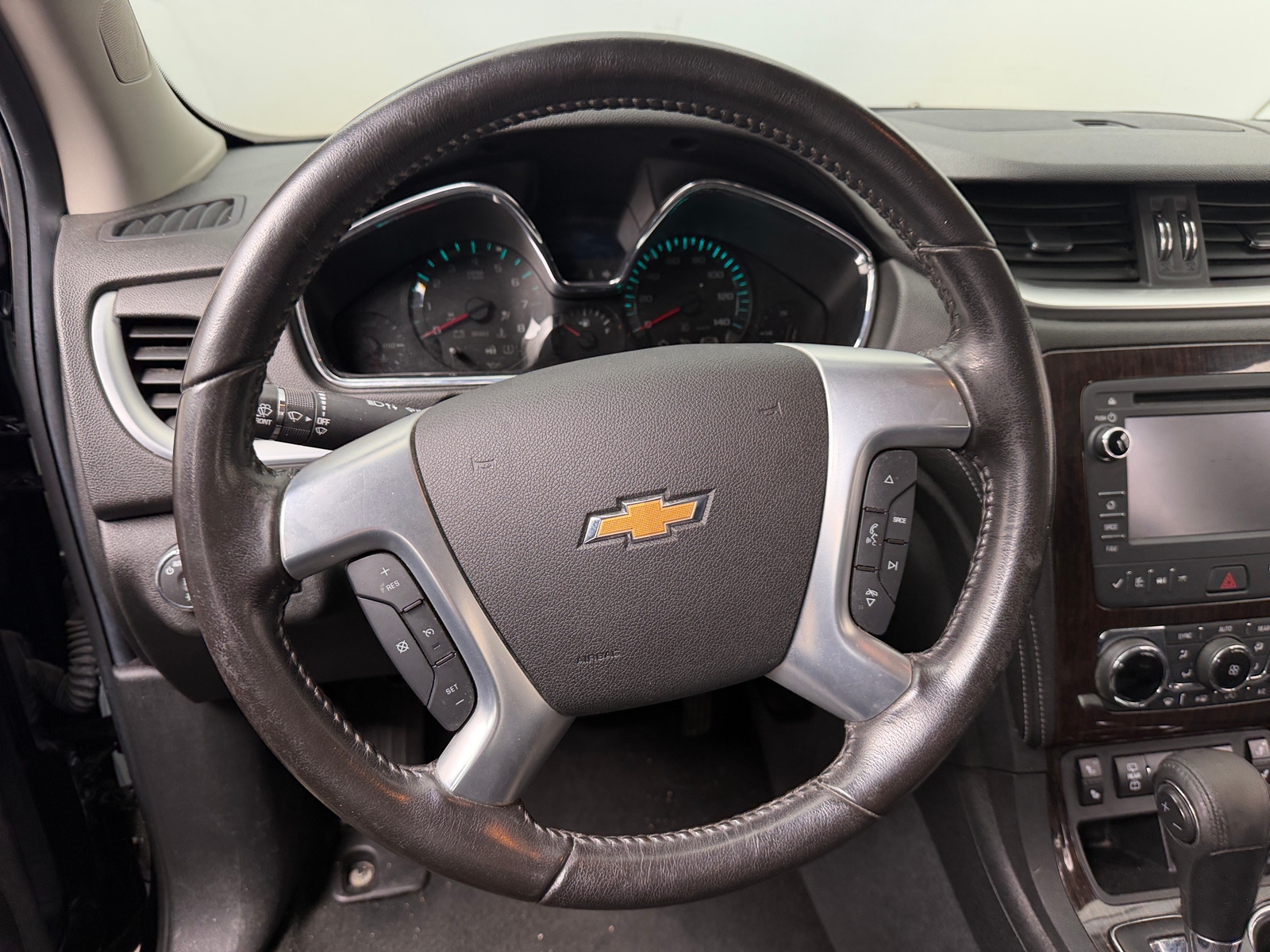 Thumbnail: 2015 Chevrolet Traverse - 5