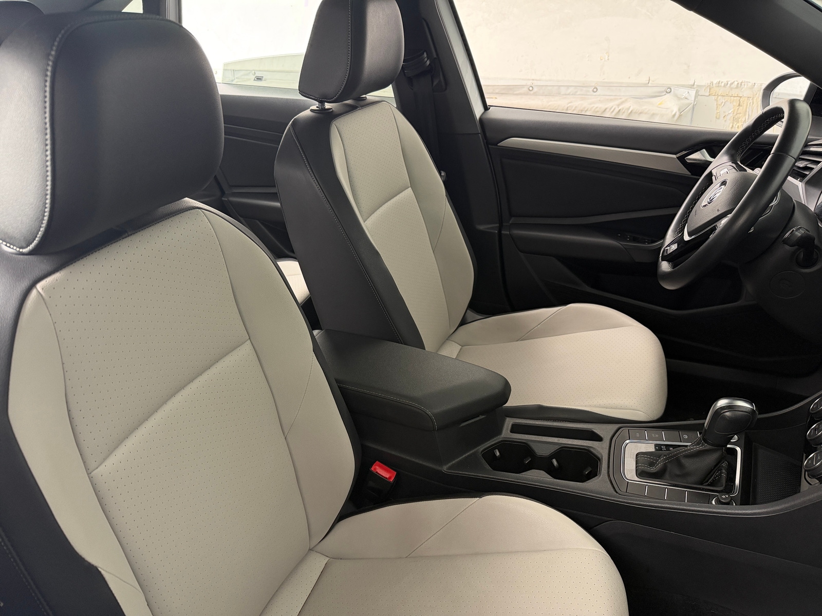Thumbnail: 2021 Volkswagen Jetta - 2