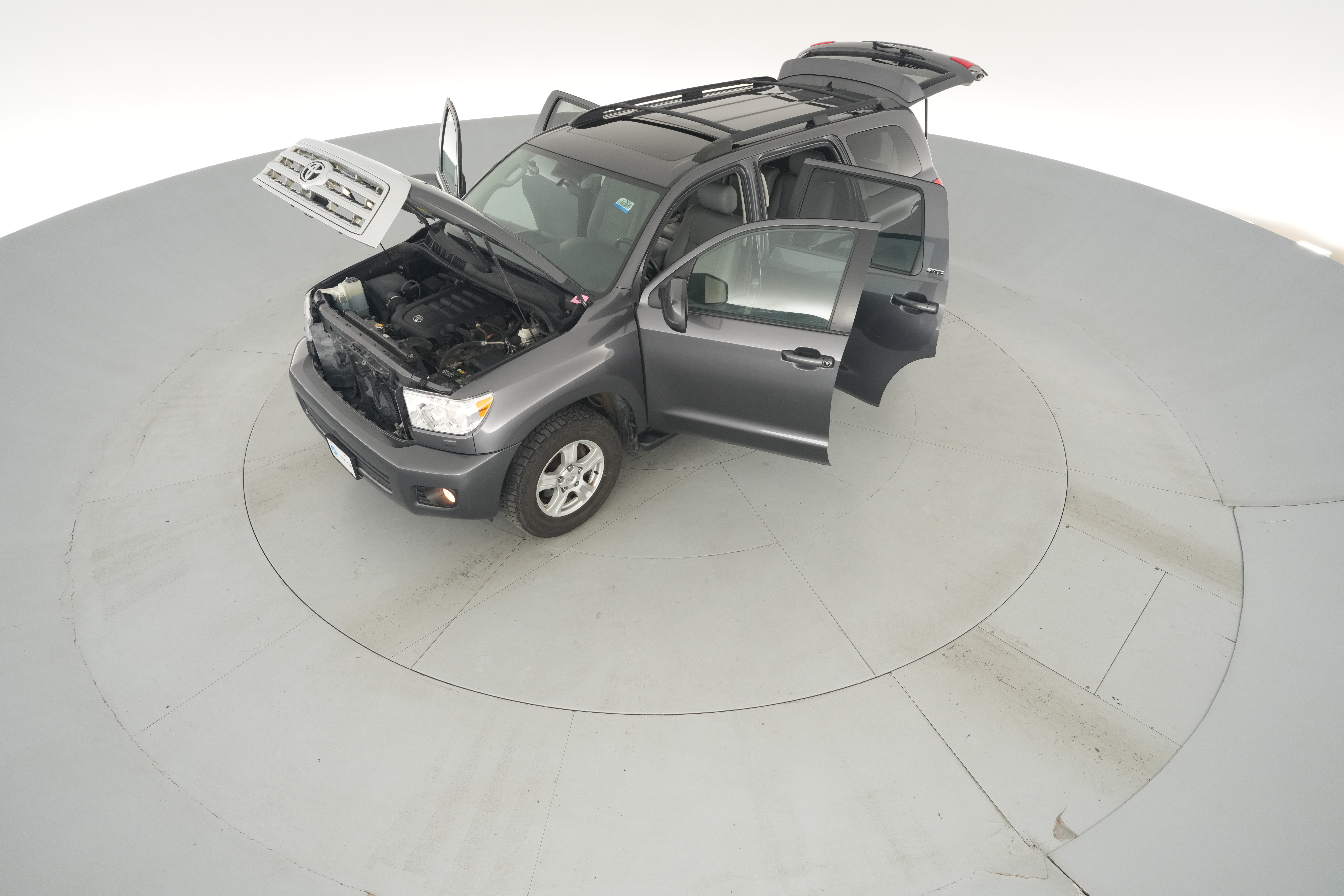 2017 Toyota Sequoia SR5, photo 42