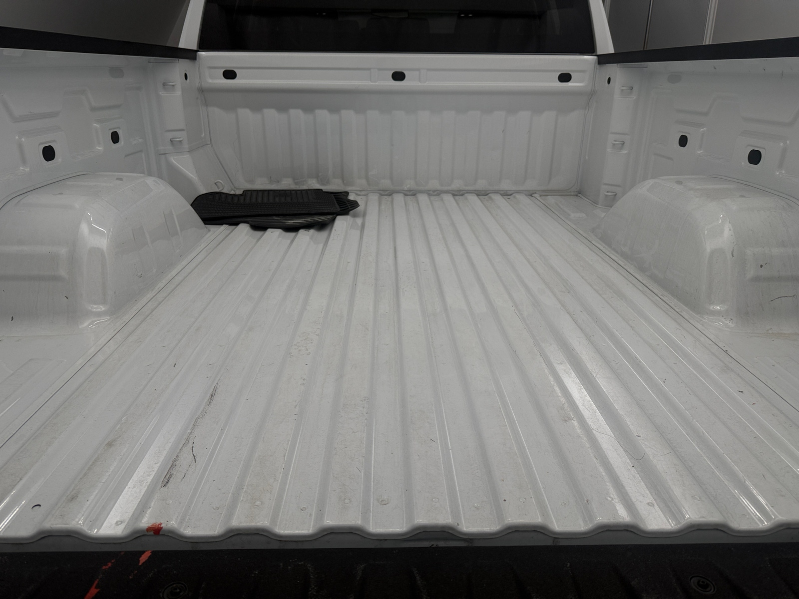 Thumbnail: 2024 Chevrolet Silverado 1500 - 7