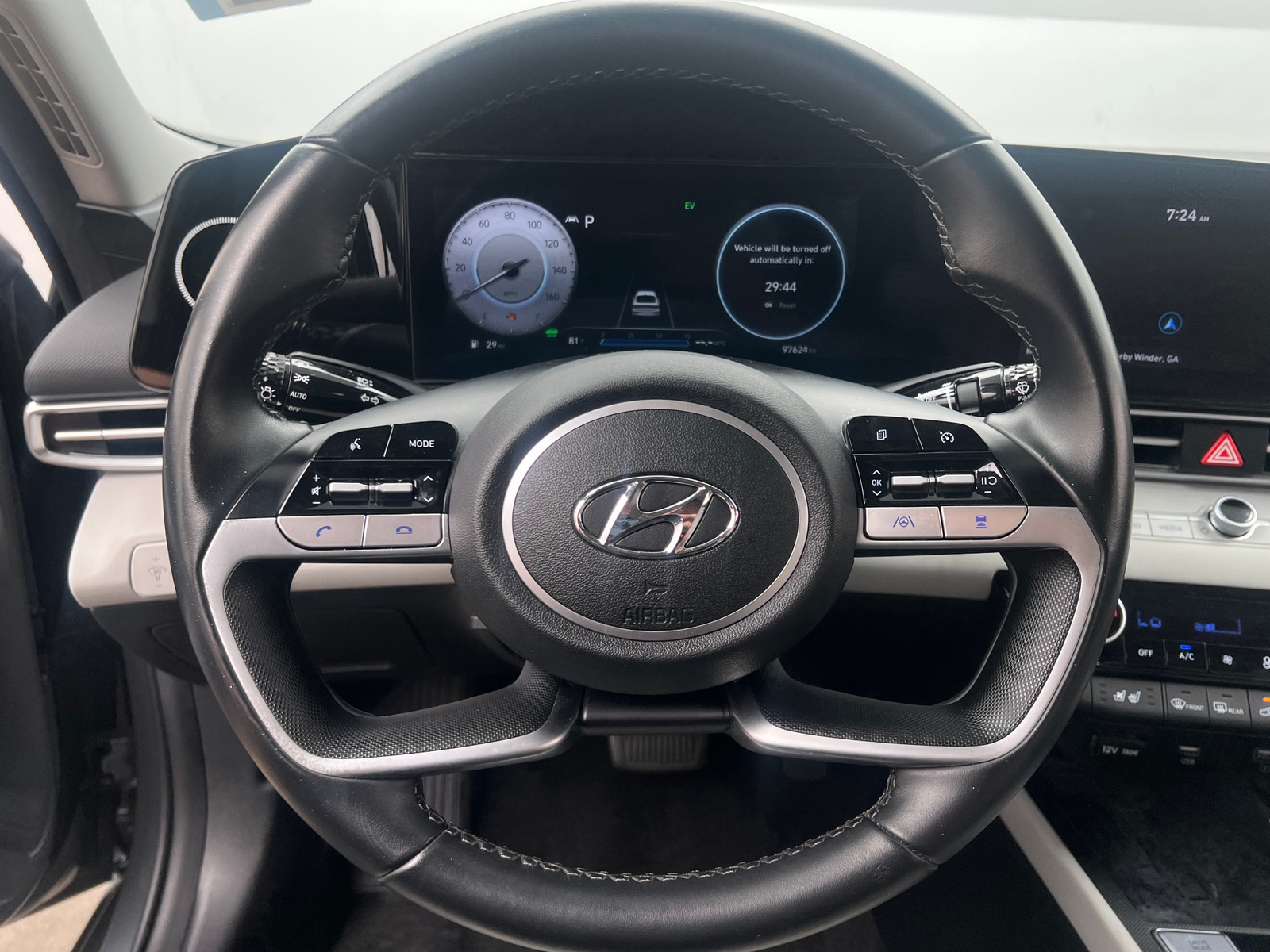 Thumbnail: 2022 Hyundai Elantra - 4