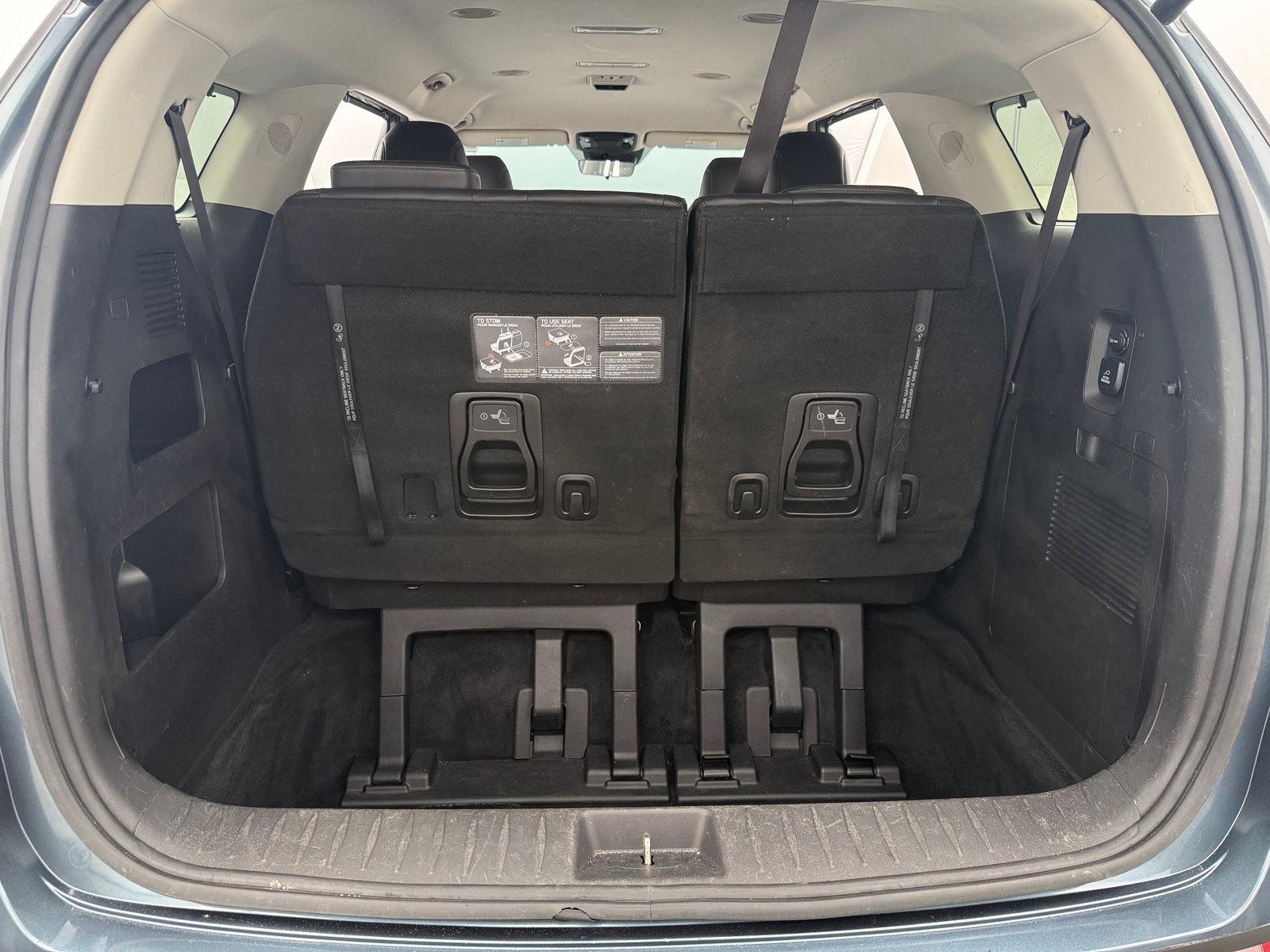 Thumbnail: 2022 Kia Carnival - 6