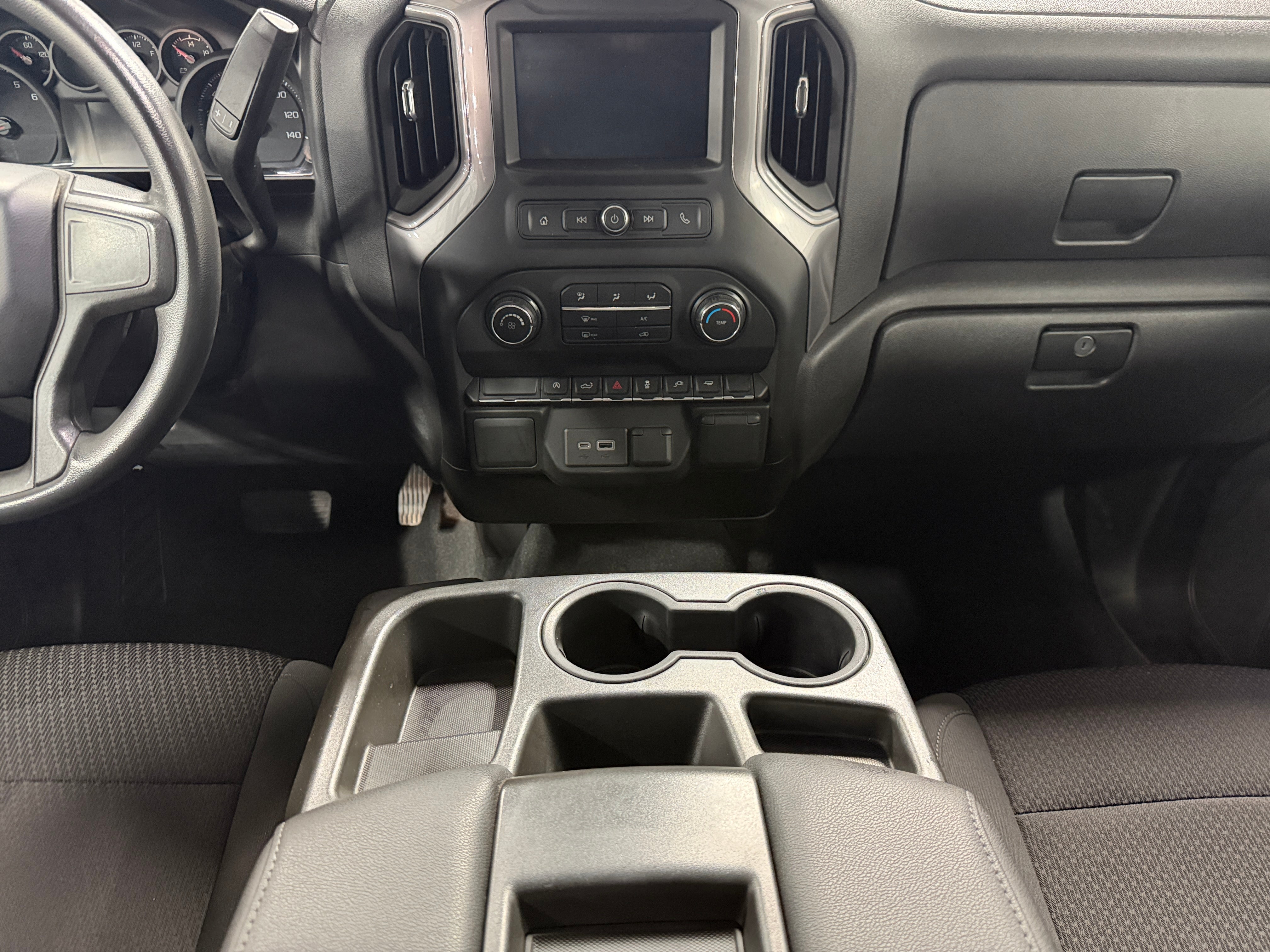 2021 Chevrolet Silverado 1500 Custom - Photo 3