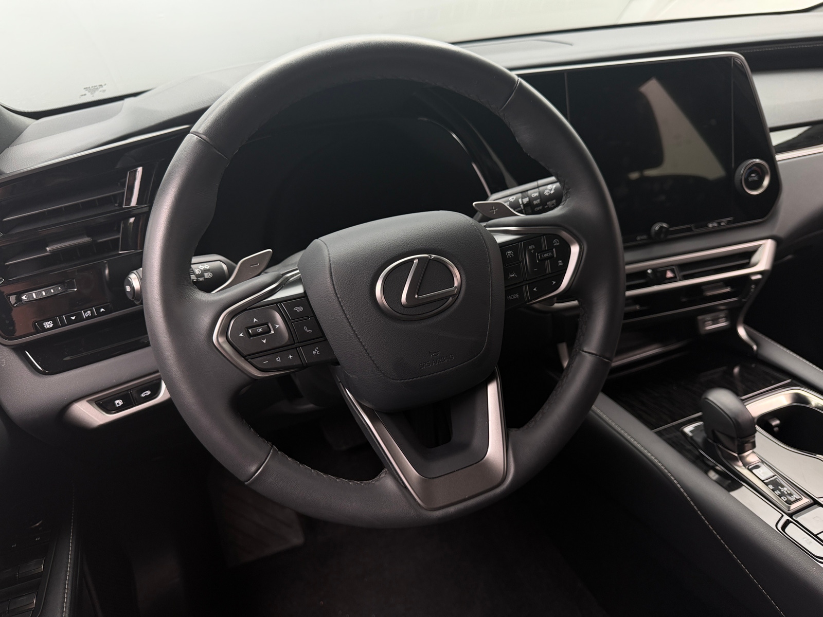 Thumbnail: 2025 Lexus RX - 5