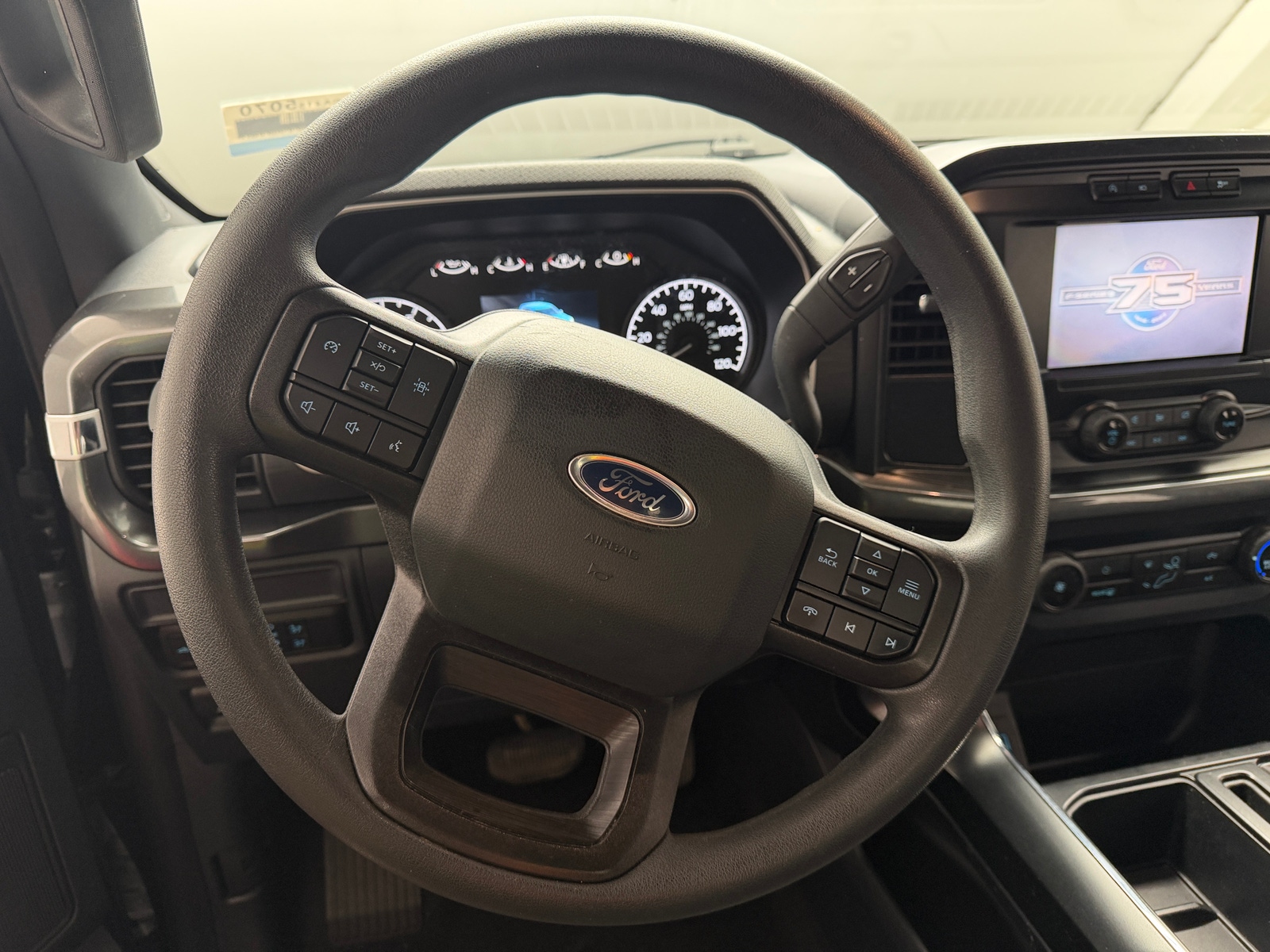 Thumbnail: 2023 Ford Econoline - 5