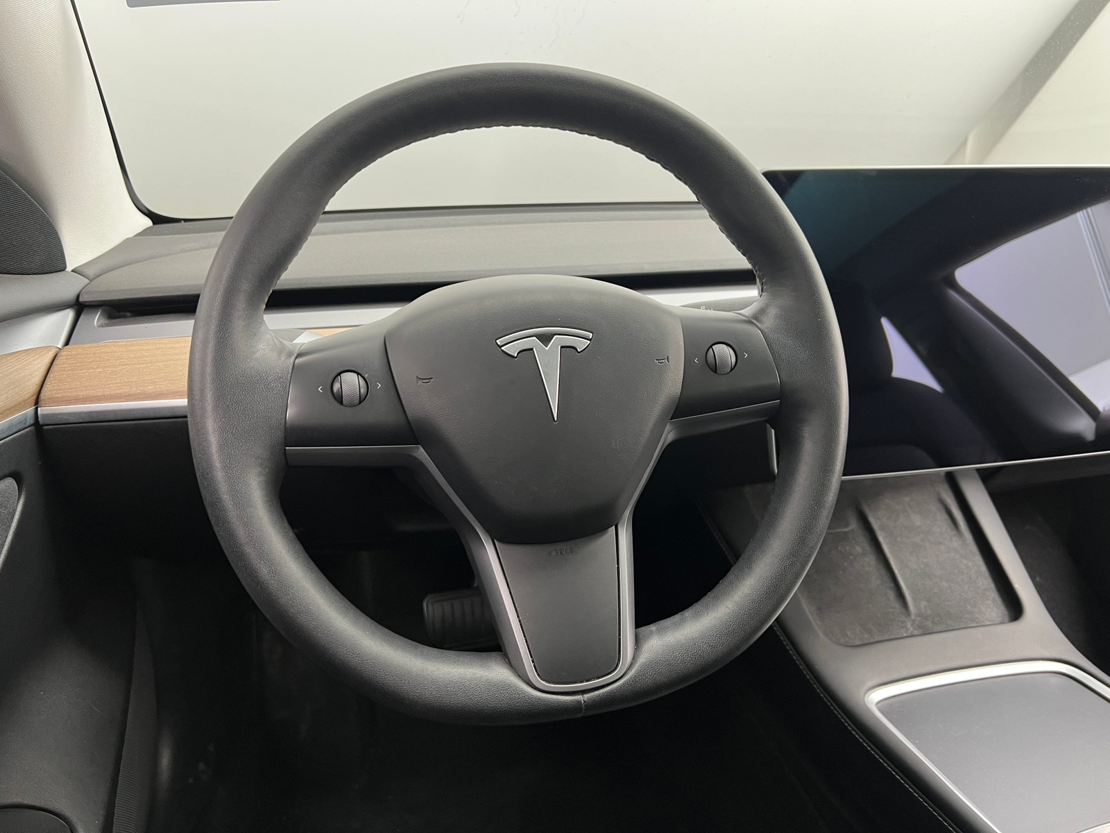 Thumbnail: 2021 Tesla Model 3 - 4