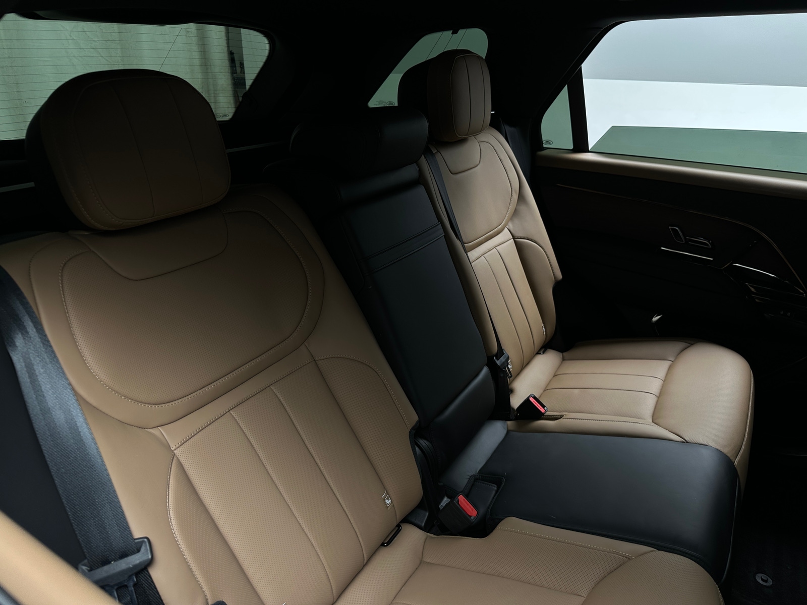 Thumbnail: 2024 Land Rover Range Rover Sport - 6