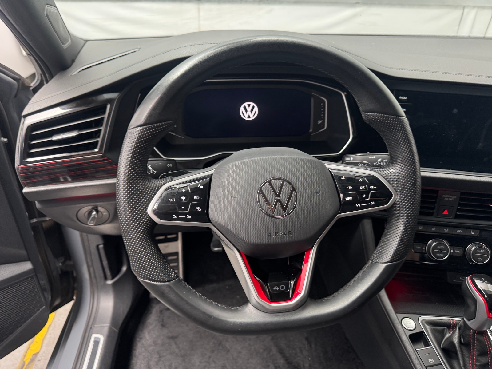 Thumbnail: 2024 Volkswagen Jetta - 5