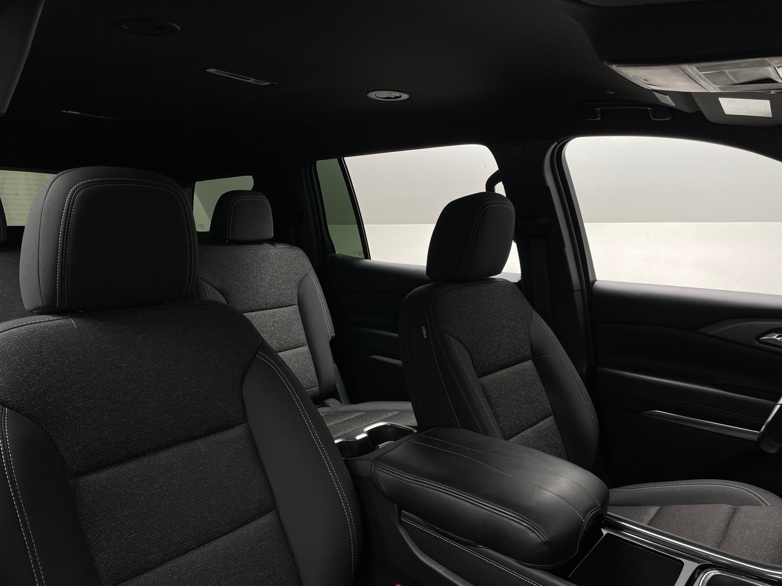 Thumbnail: 2025 Chevrolet Traverse - 2