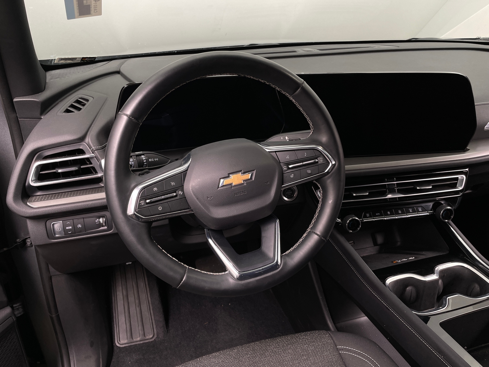 Thumbnail: 2025 Chevrolet Traverse - 5