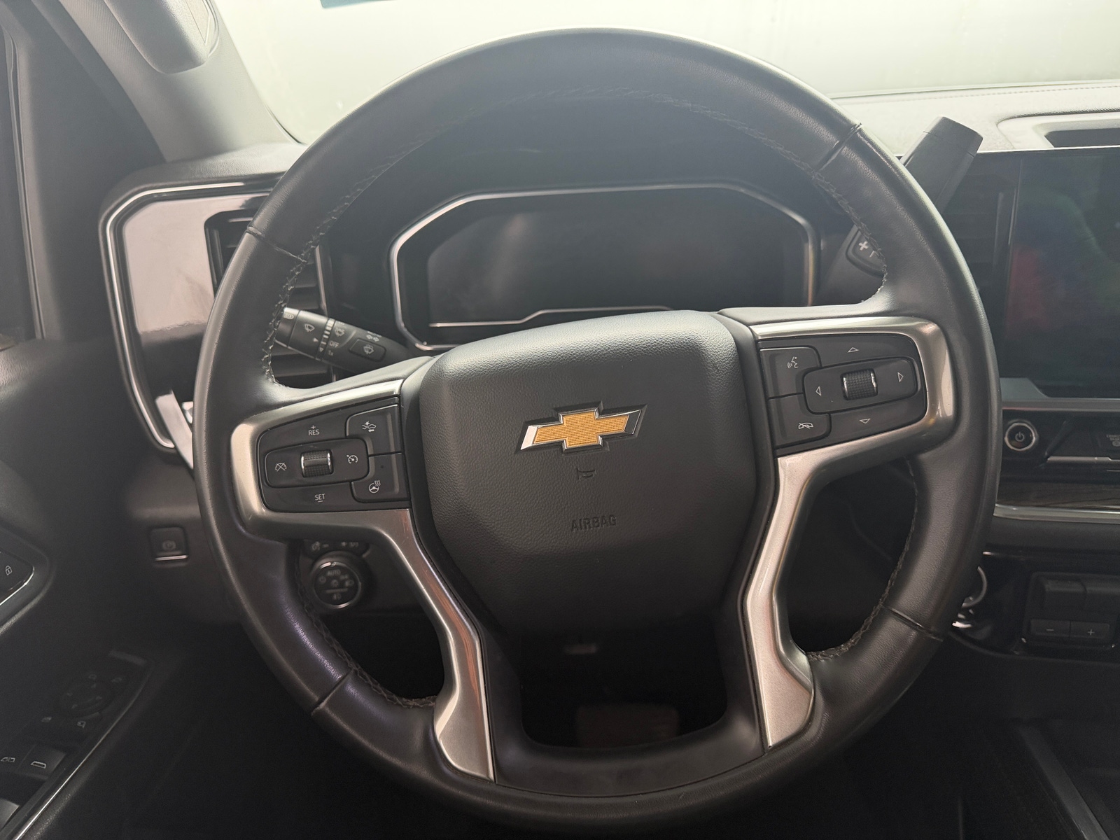 Thumbnail: 2024 Chevrolet Silverado 3500 - 4
