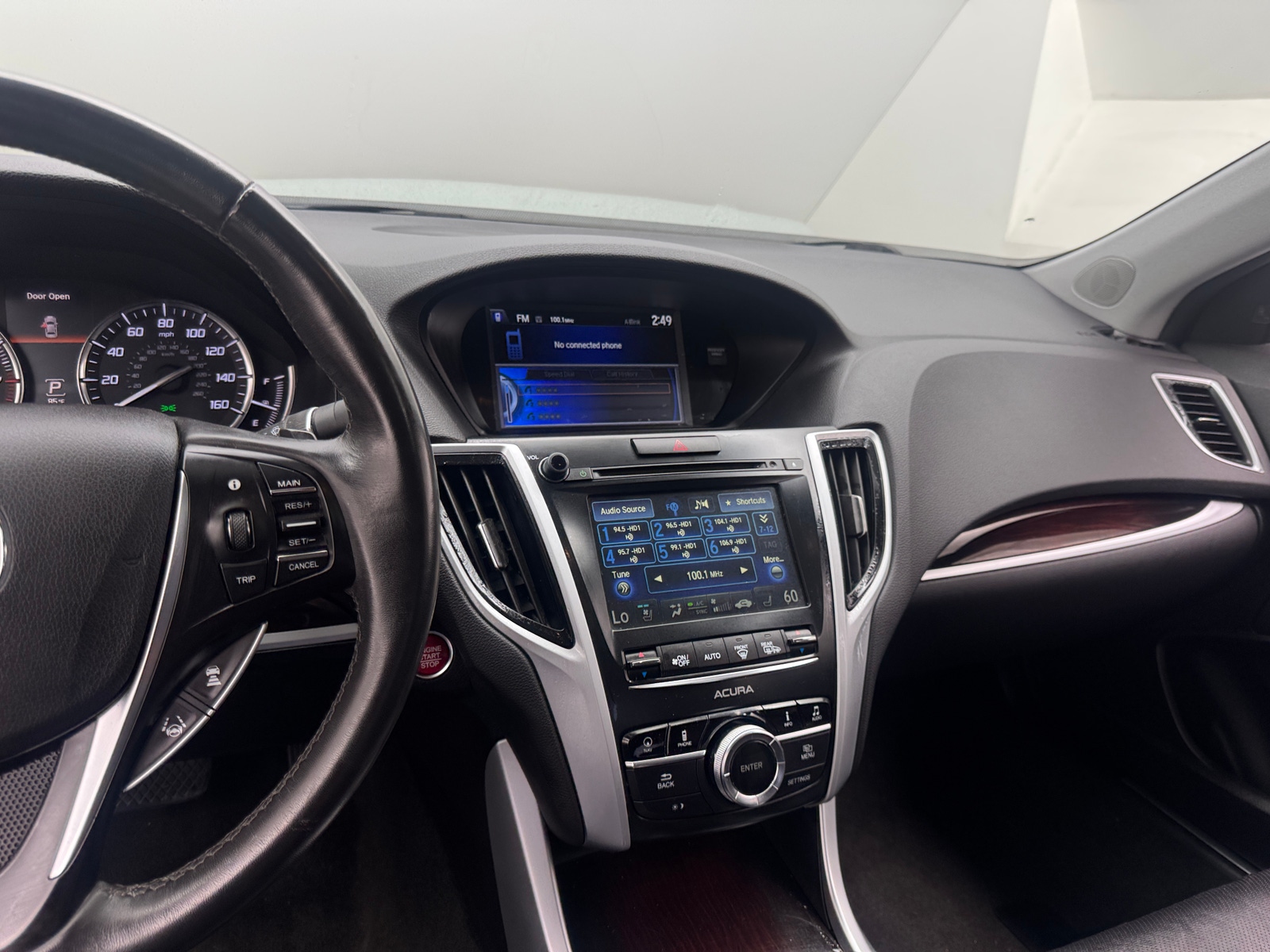 Thumbnail: 2015 Acura TLX - 3