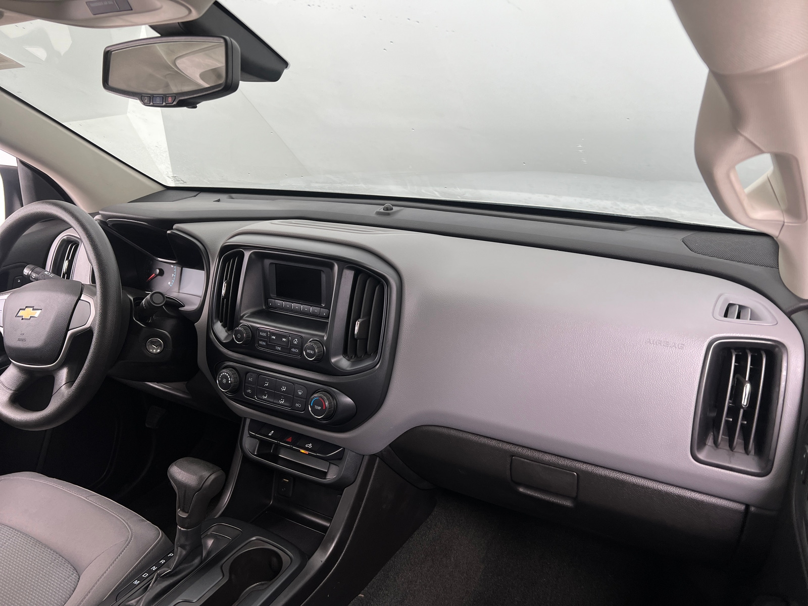 Thumbnail: 2016 Chevrolet Colorado - 3