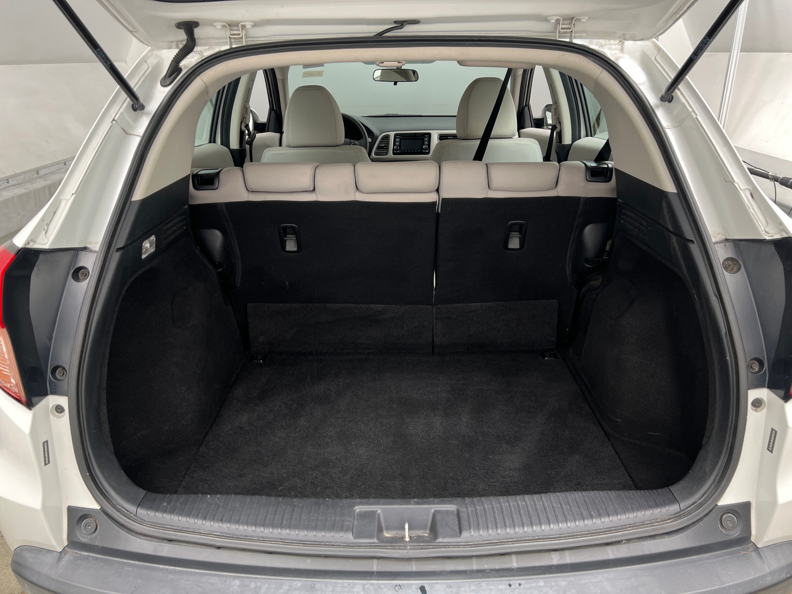 Thumbnail: 2016 Honda HR-V - 7