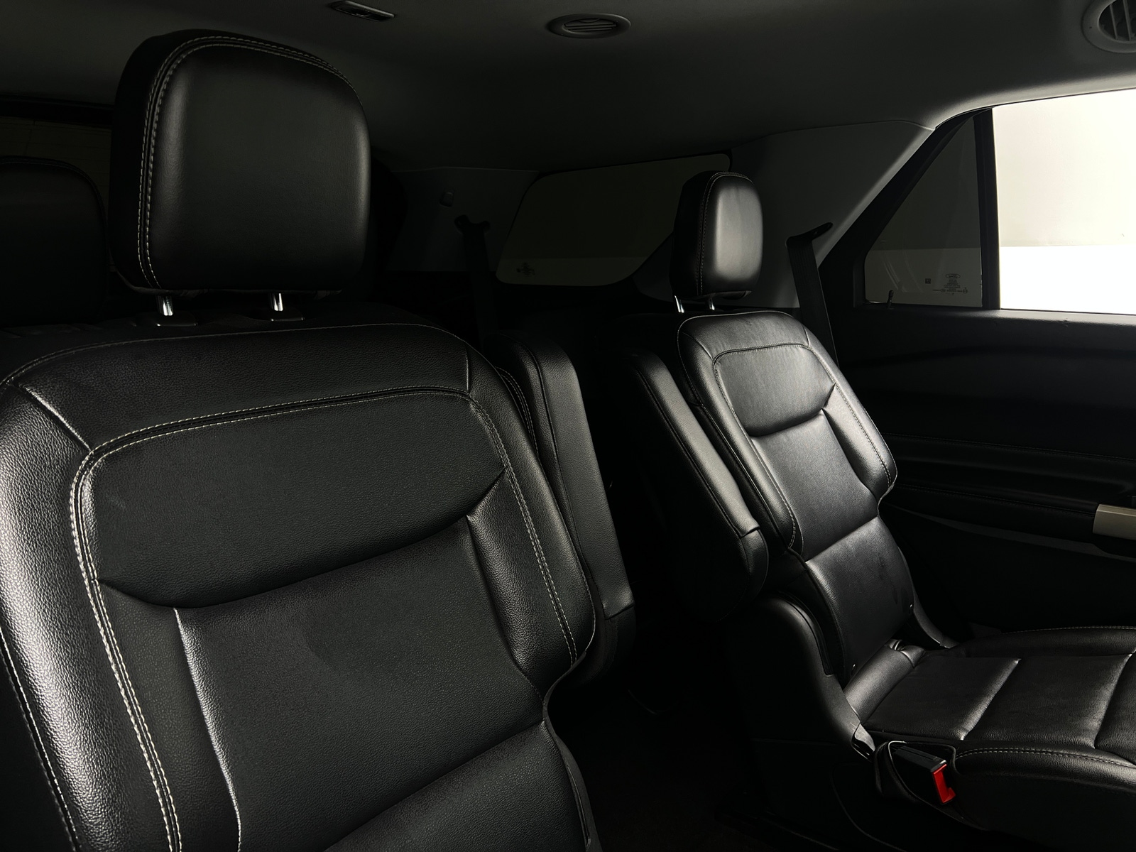 Thumbnail: 2021 Ford Explorer - 5