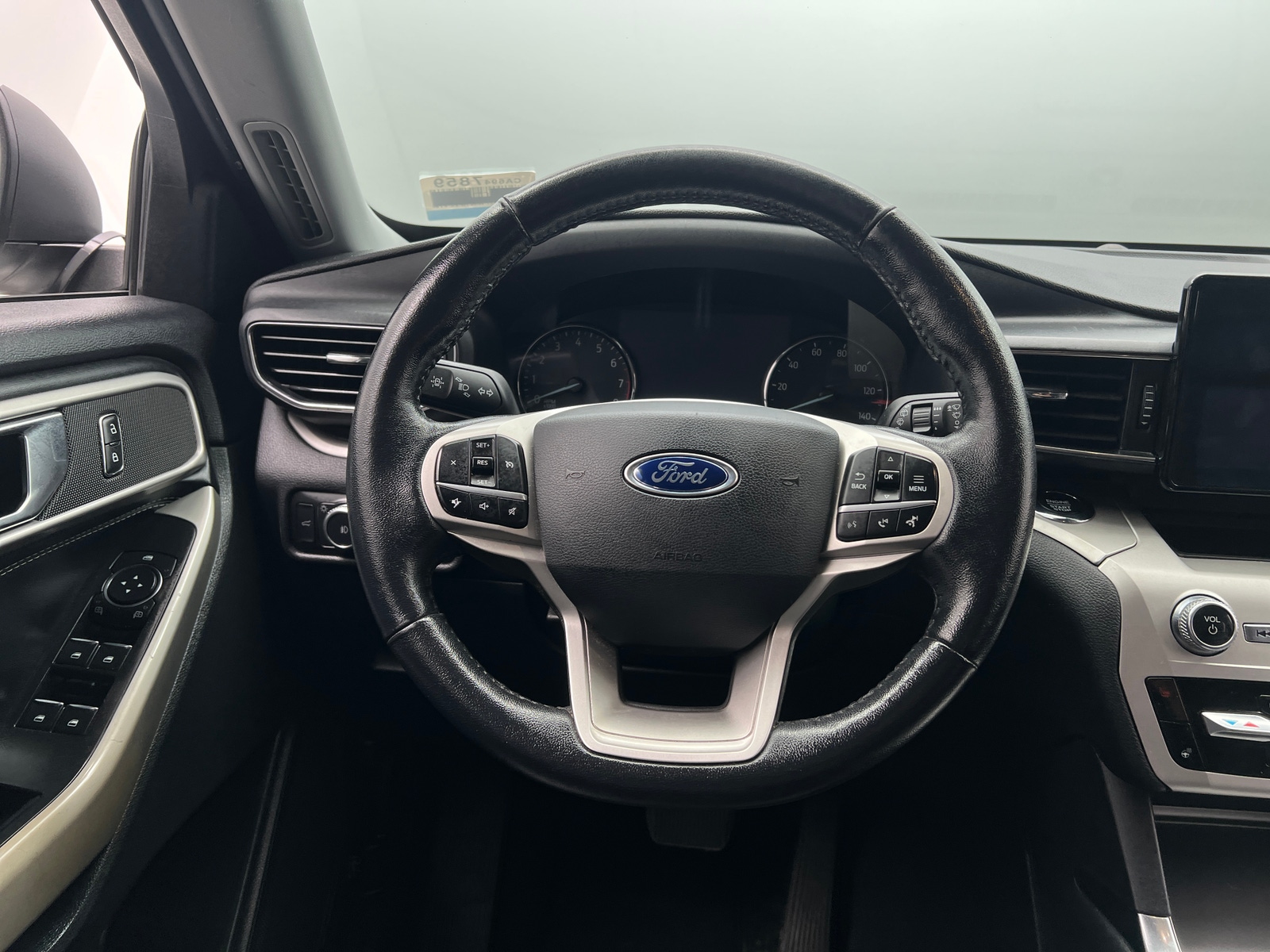 Thumbnail: 2021 Ford Explorer - 4
