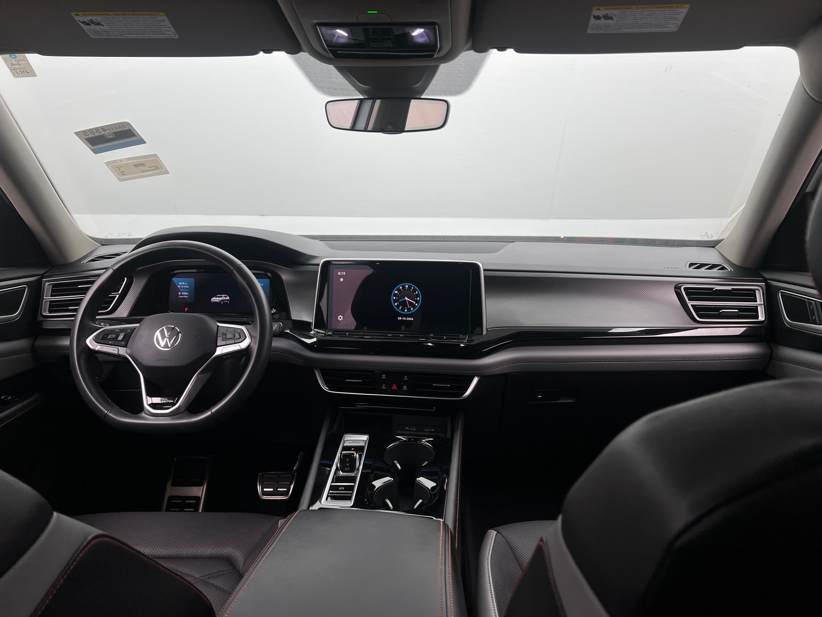 Thumbnail: 2024 Volkswagen Atlas - 3