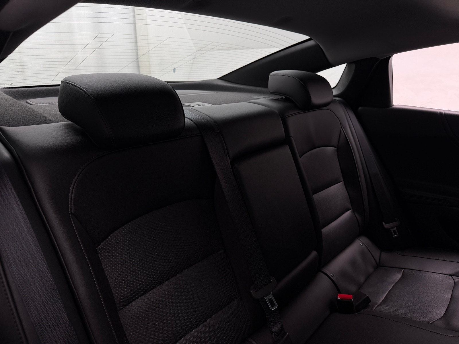 Thumbnail: 2016 Chevrolet Malibu - 5