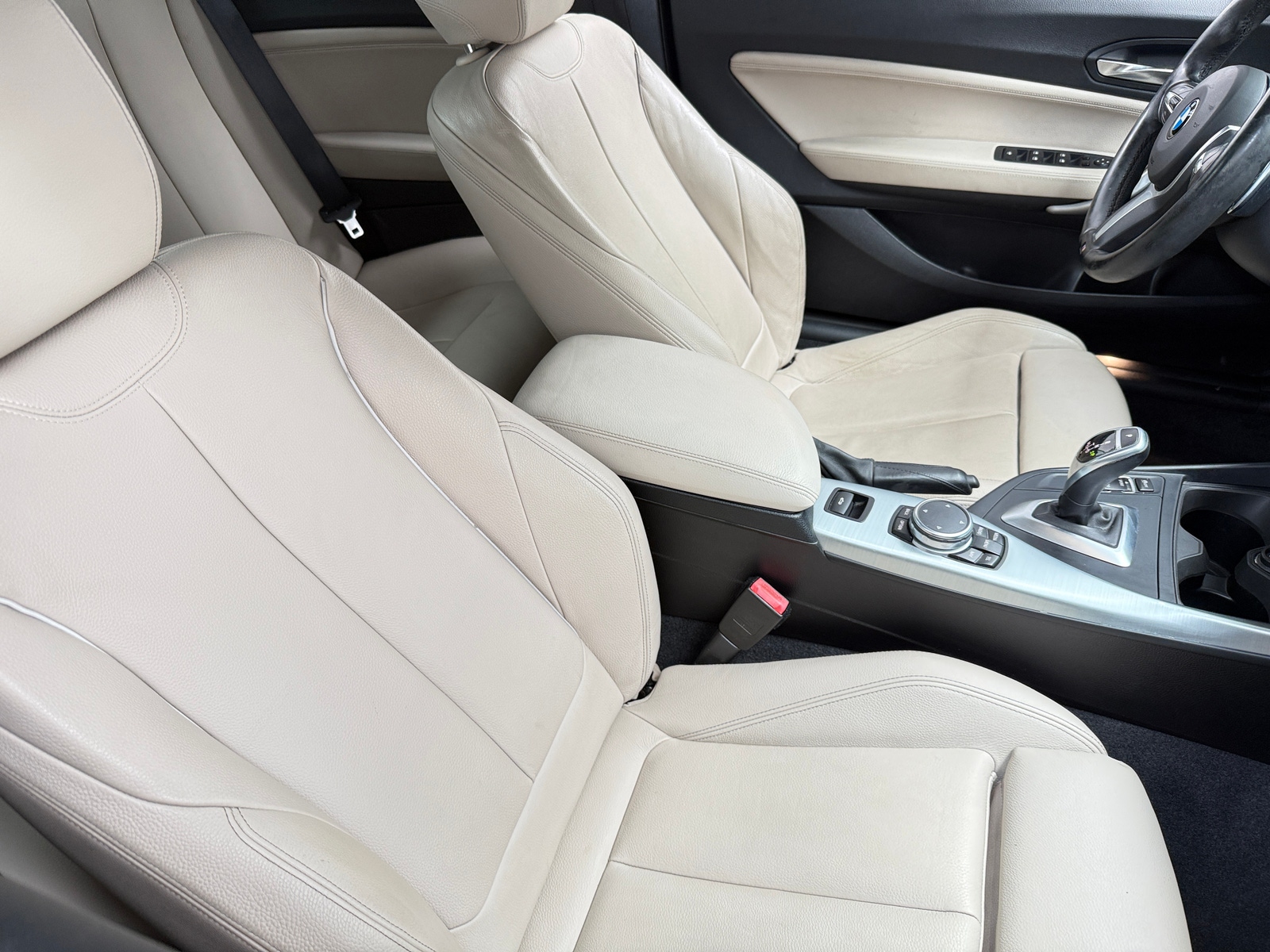 Thumbnail: 2015 BMW 2 Series - 2