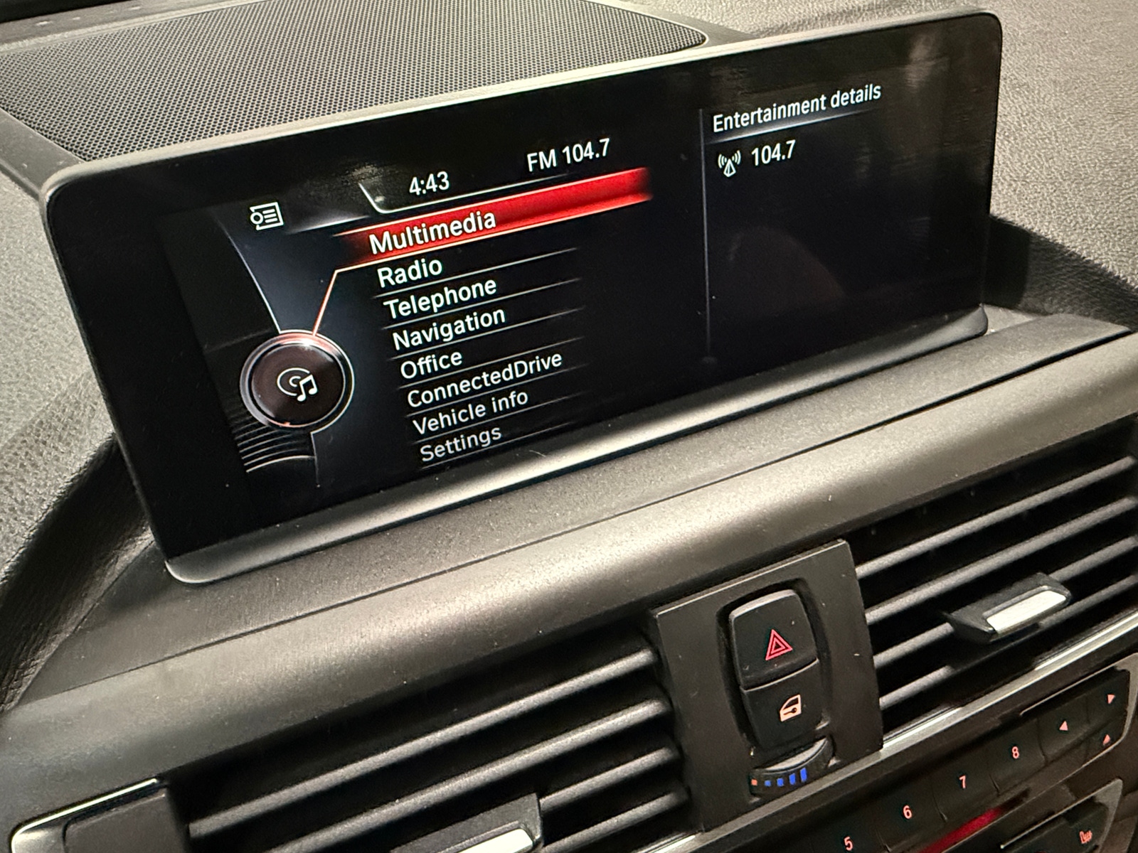 Thumbnail: 2015 BMW 2 Series - 4