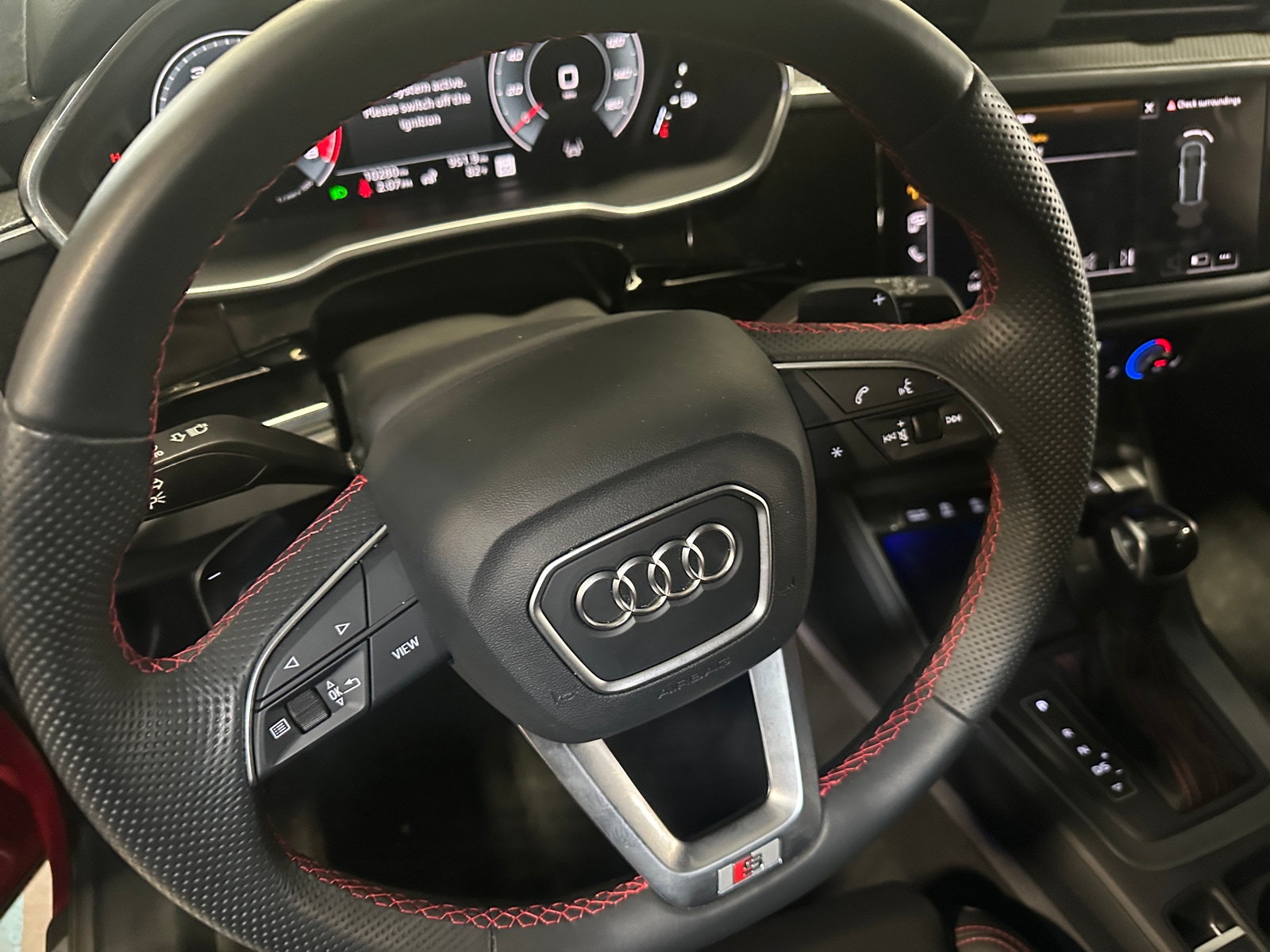 Thumbnail: 2025 Audi Q3 - 4