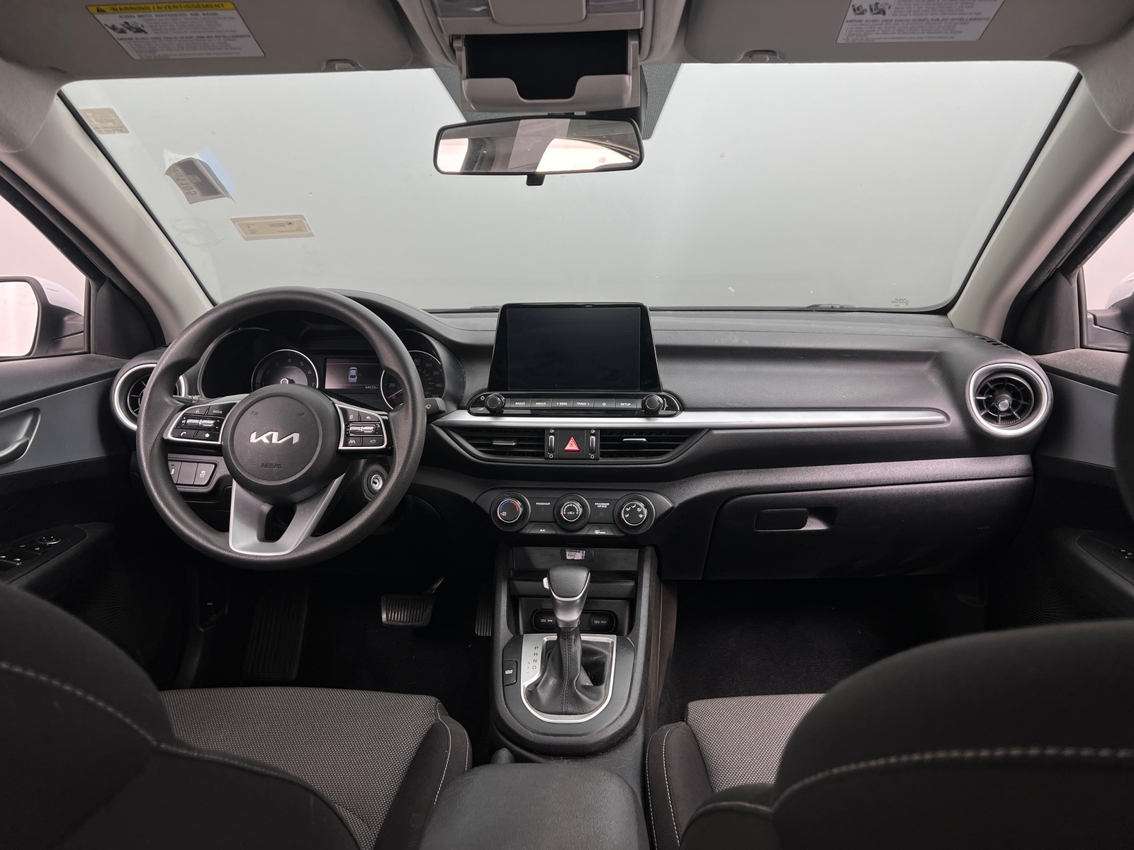 Thumbnail: 2023 Kia Forte - 3