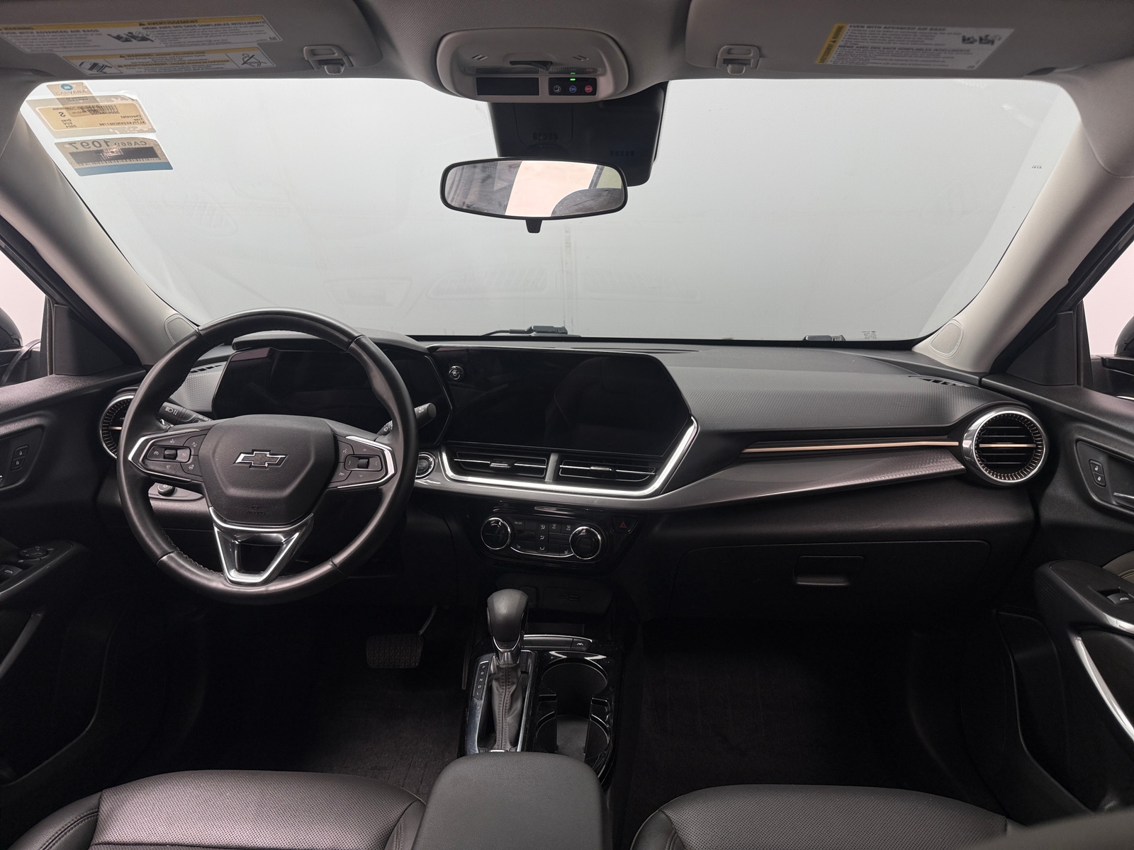 Thumbnail: 2024 Chevrolet Trax - 2