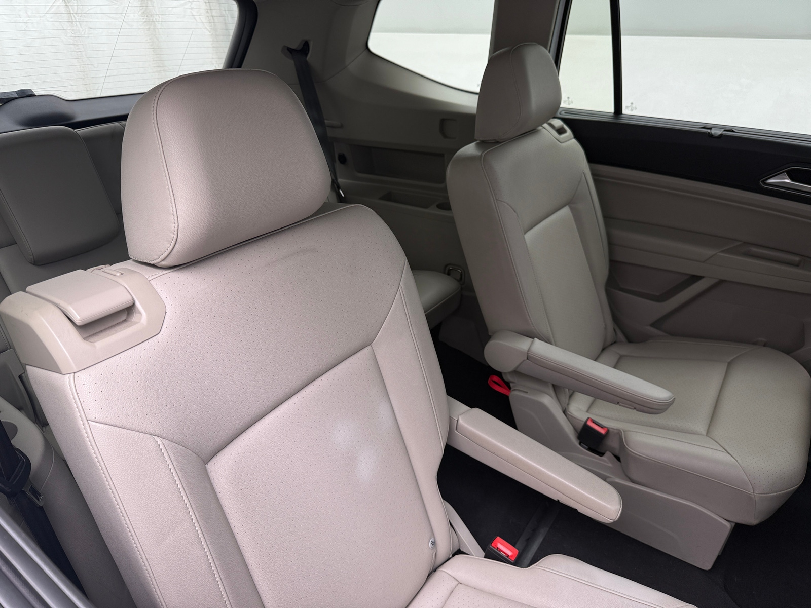 Thumbnail: 2019 Volkswagen Atlas - 6