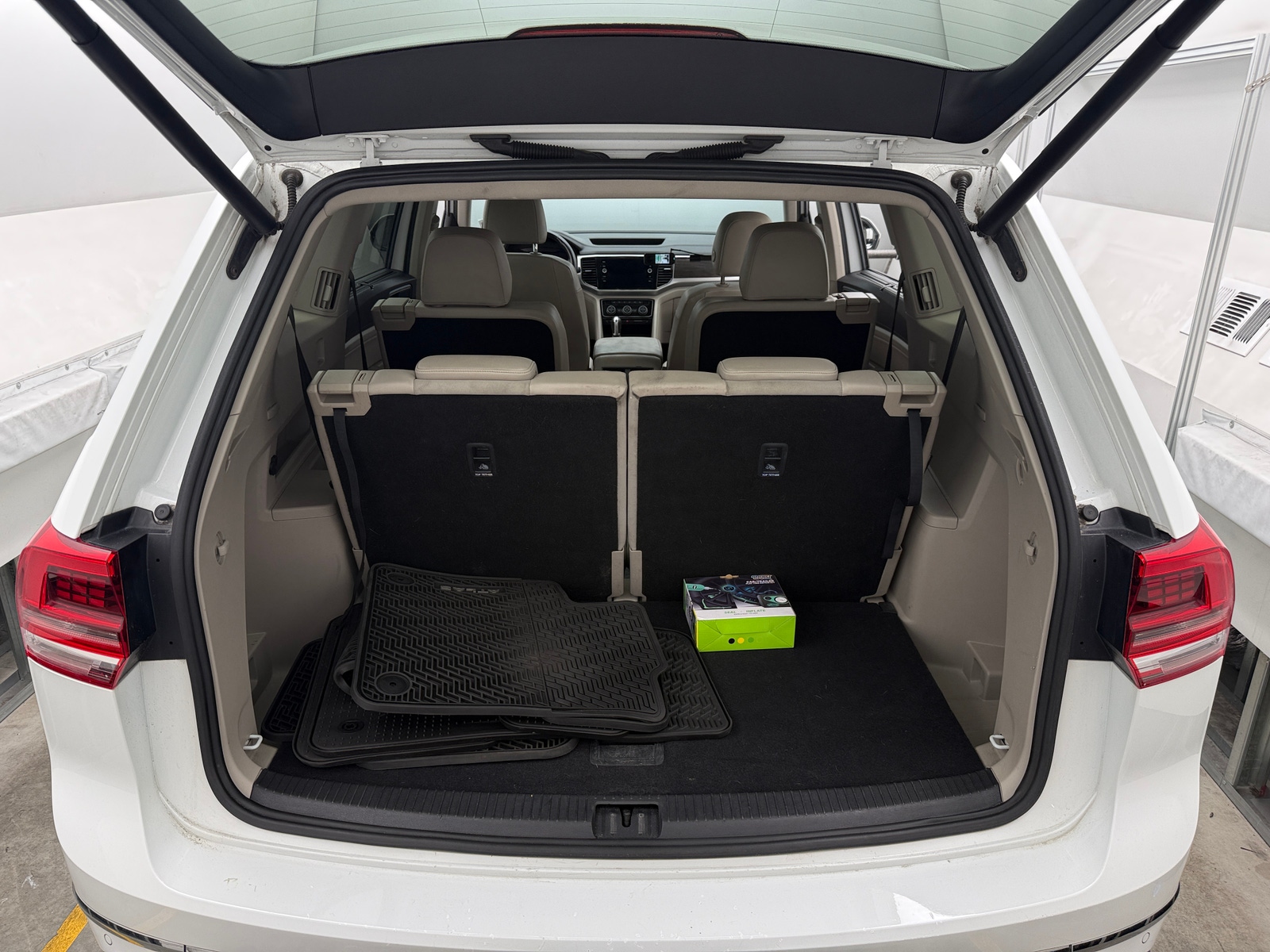 Thumbnail: 2019 Volkswagen Atlas - 7