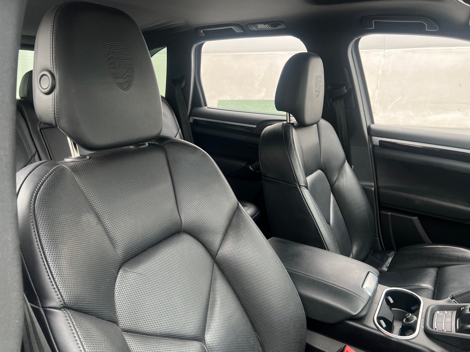 Thumbnail: 2018 Porsche Cayenne - 2