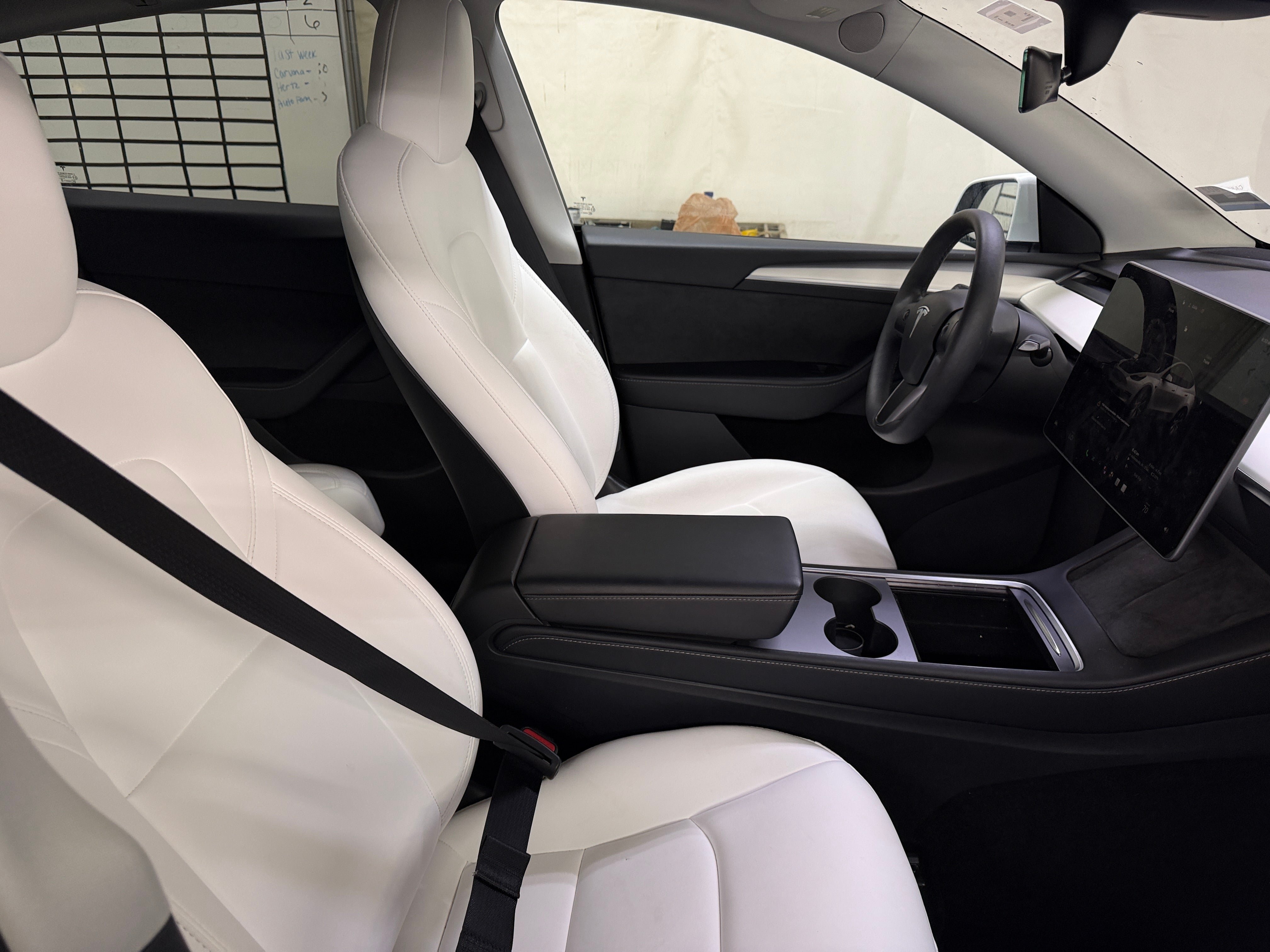 Used 2022 Tesla Model Y Long Range with VIN 7SAYGDEE0NF531530 for sale in Auburn, WA
