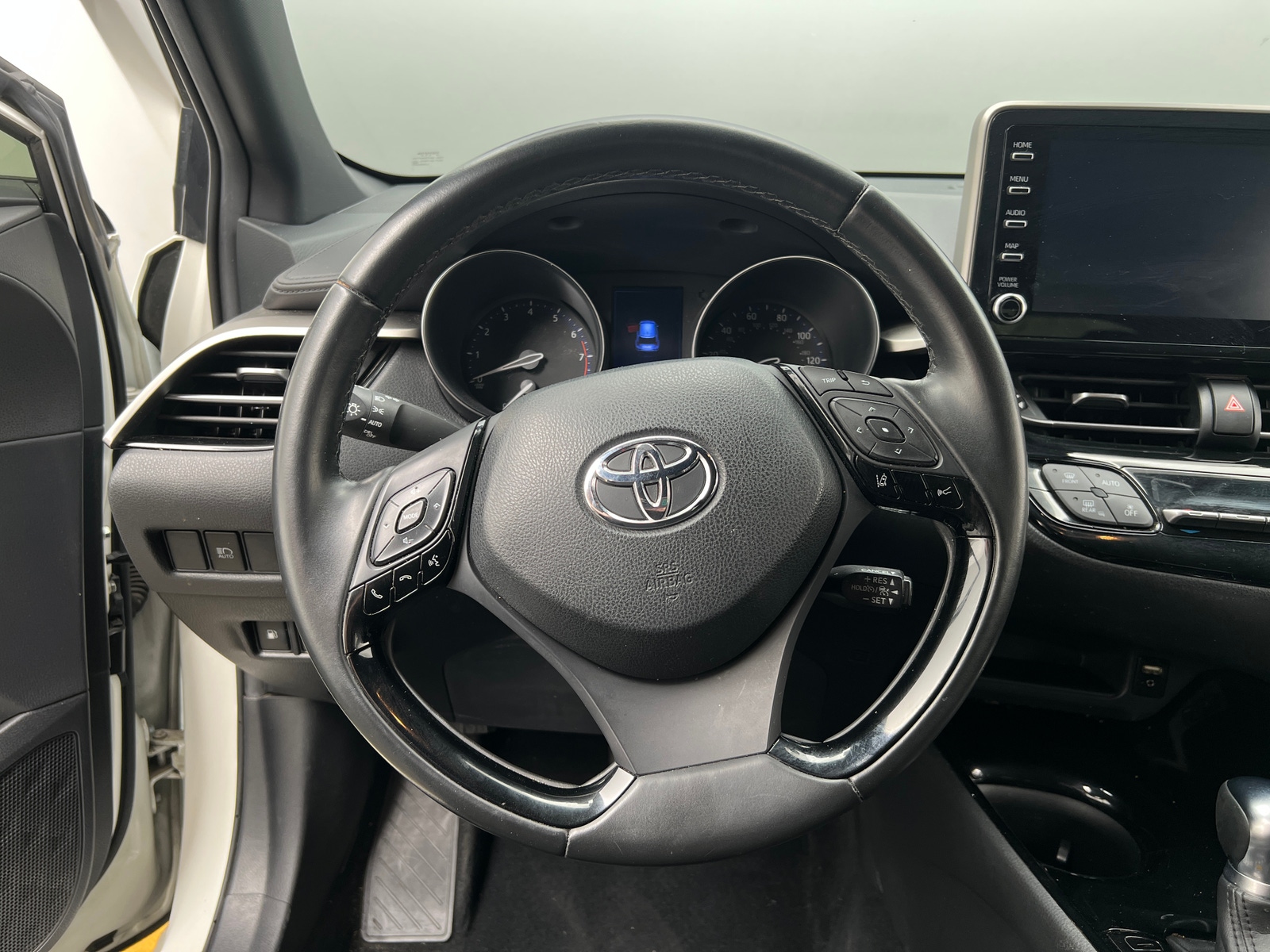 Thumbnail: 2019 Toyota C-HR - 5