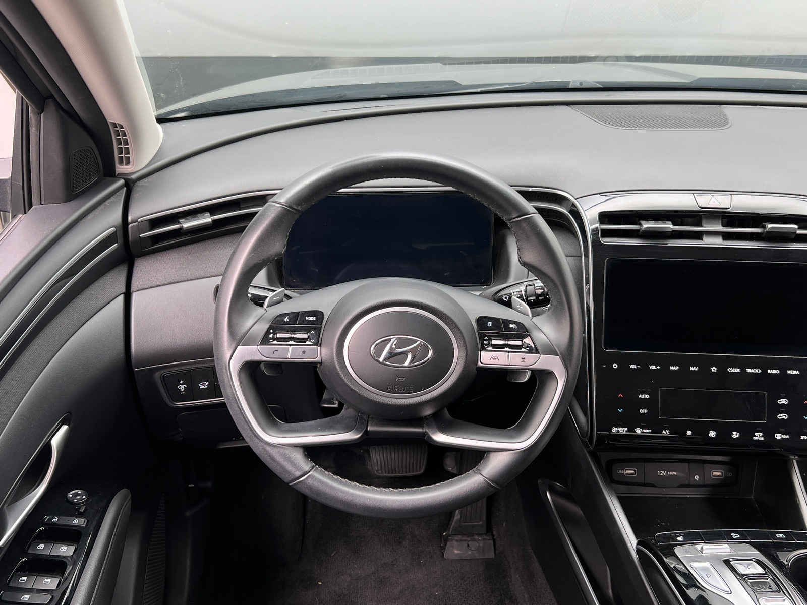 Thumbnail: 2024 Hyundai Tucson - 4