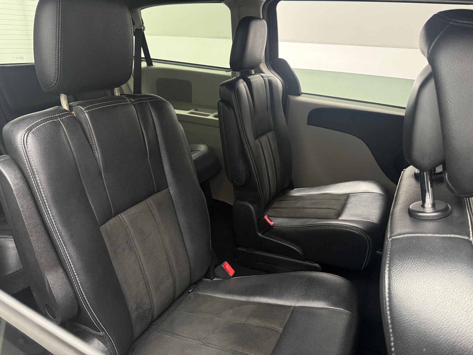 Thumbnail: 2019 Dodge Grand Caravan - 5