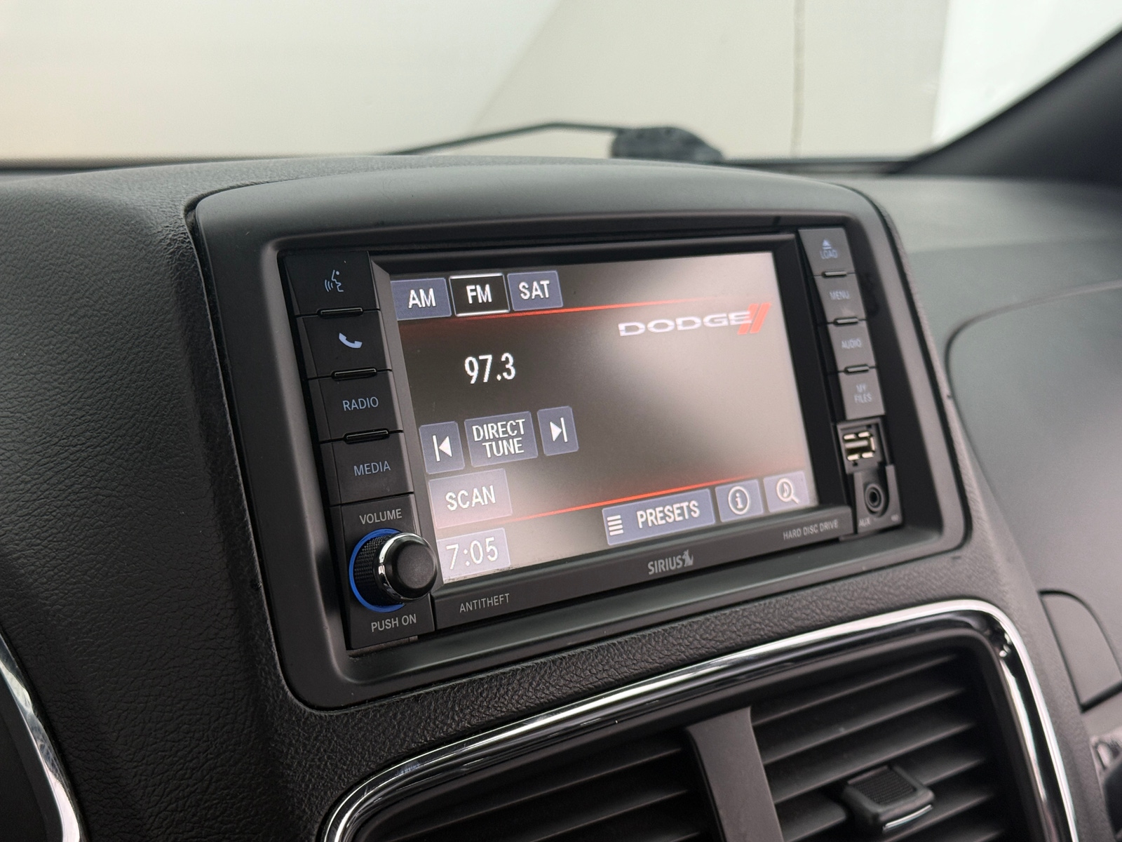Thumbnail: 2019 Dodge Grand Caravan - 3