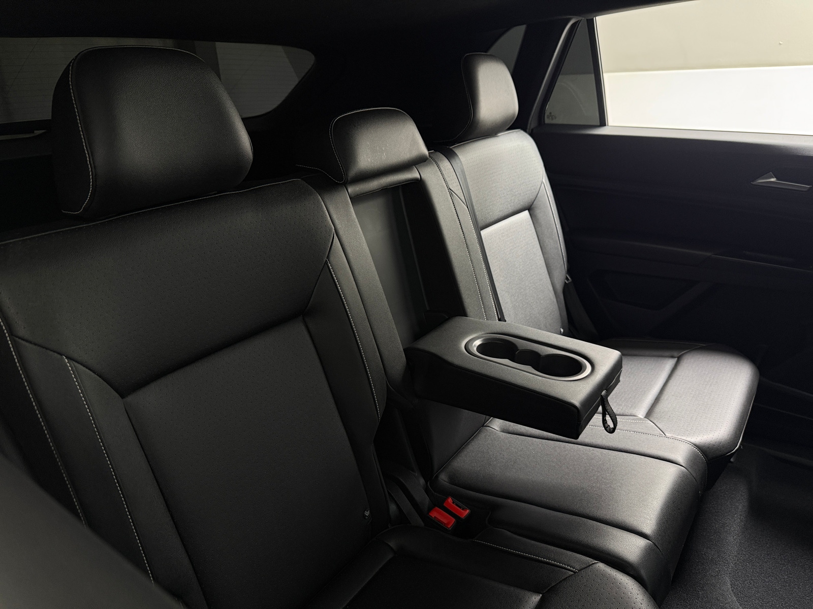 Thumbnail: 2020 Volkswagen Atlas - 6