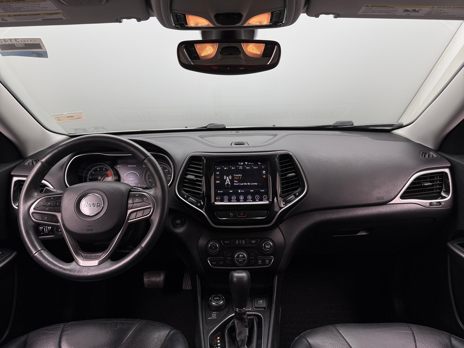 Thumbnail: 2019 Jeep Cherokee - 2