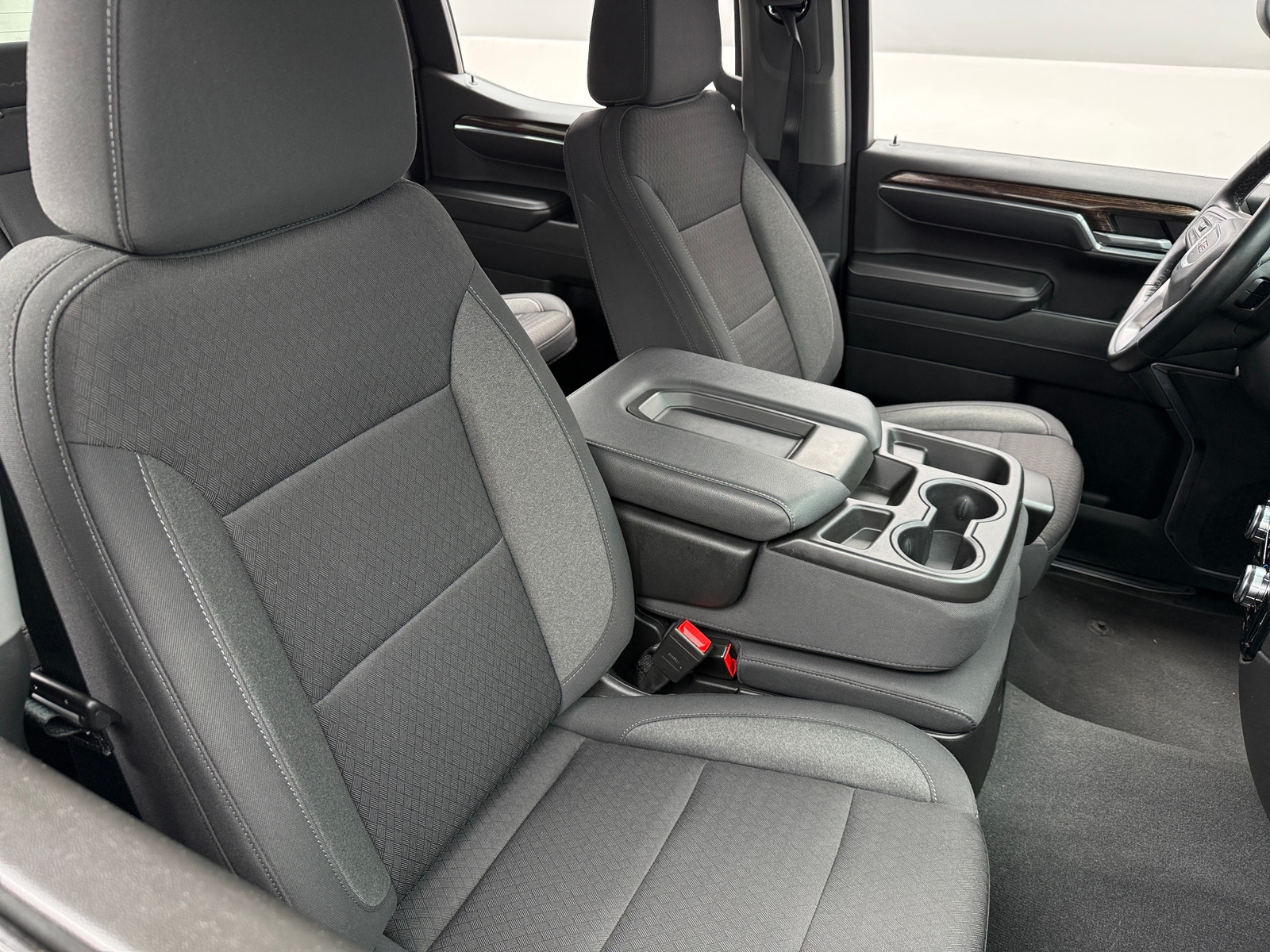 Thumbnail: 2024 GMC Sierra 1500 - 2