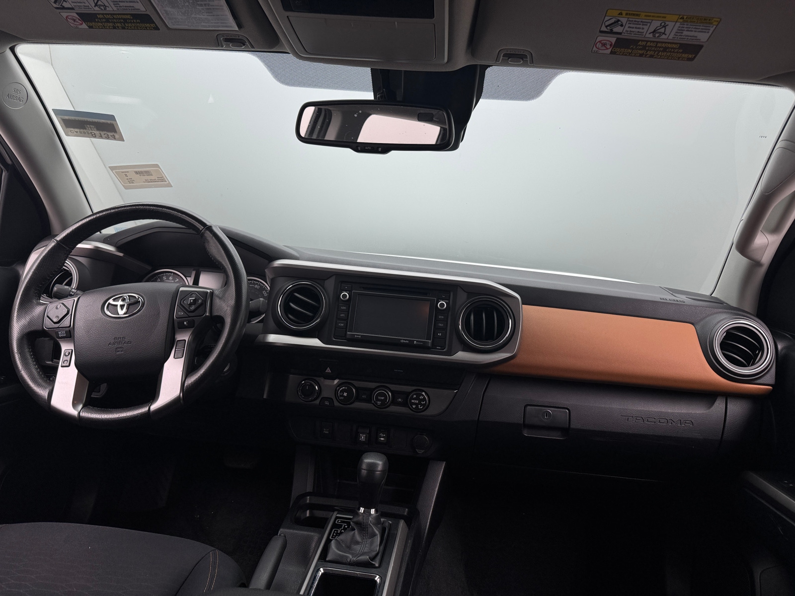 Thumbnail: 2019 Toyota Tacoma - 3