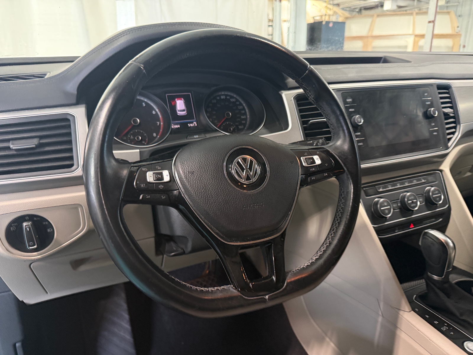 Thumbnail: 2019 Volkswagen Atlas - 4