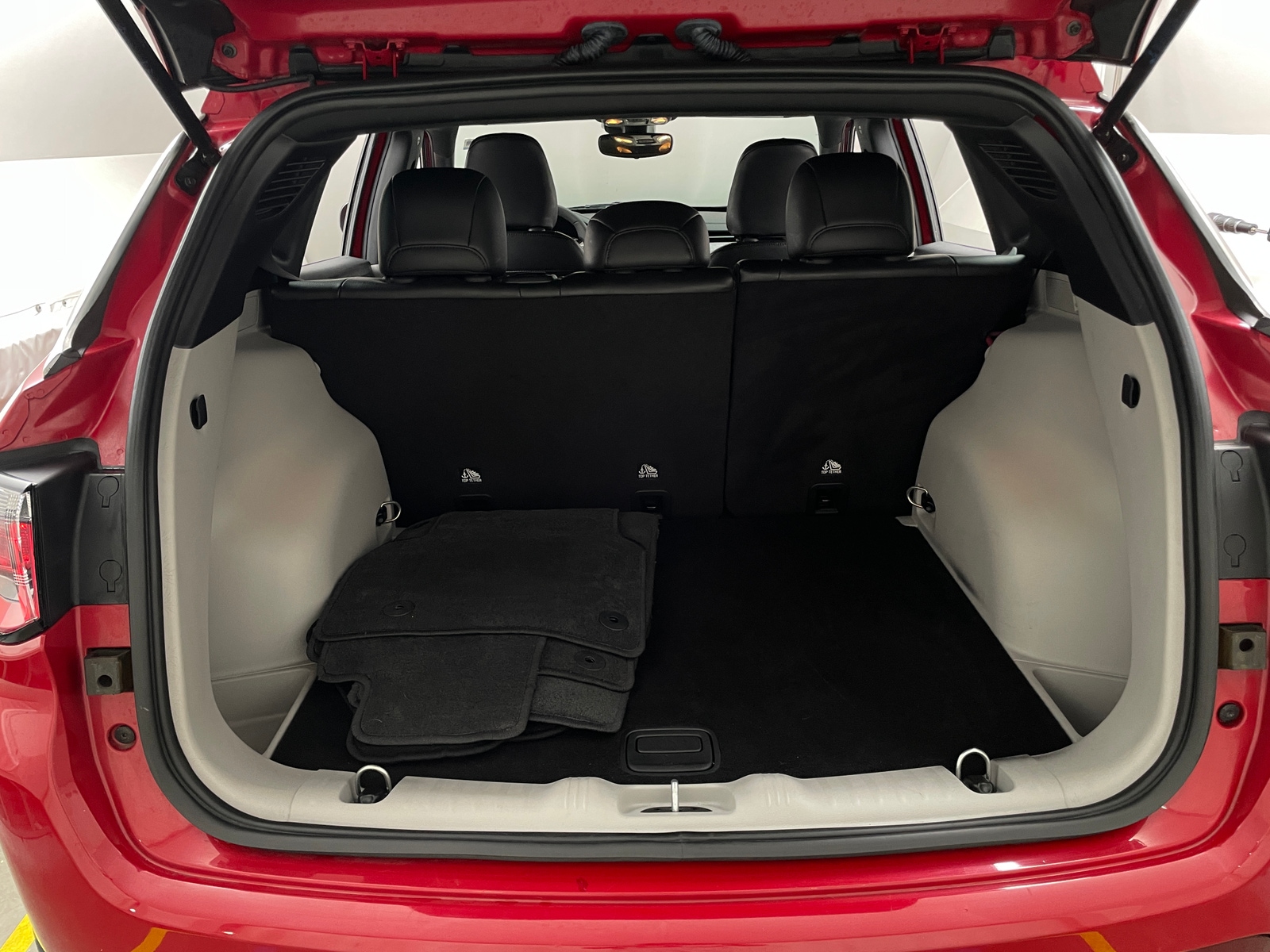 Thumbnail: 2023 Jeep Compass - 7