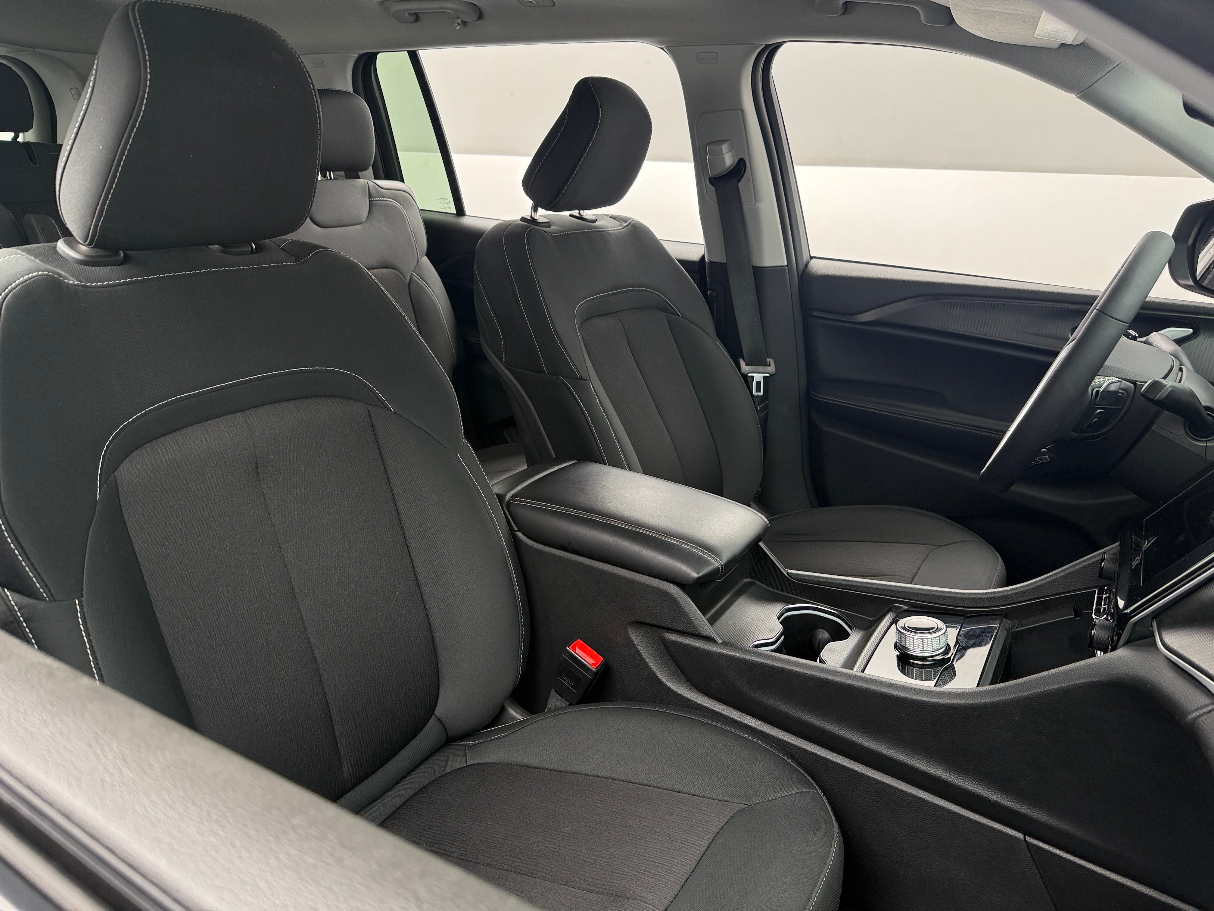 1C4RJJAG6R8922759