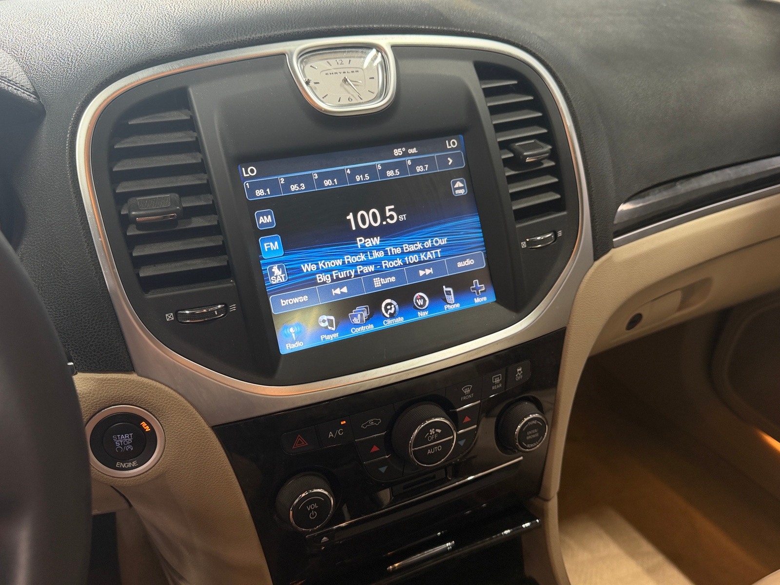 Thumbnail: 2014 Chrysler 300 - 3