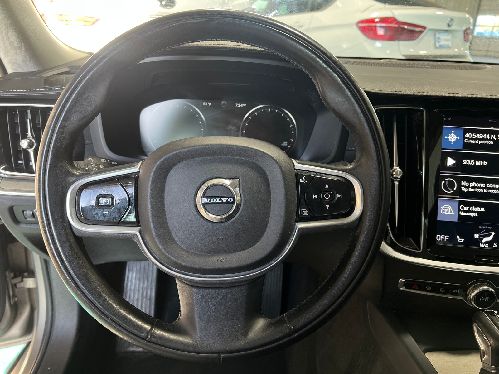 Thumbnail: 2019 Volvo S60 - 4