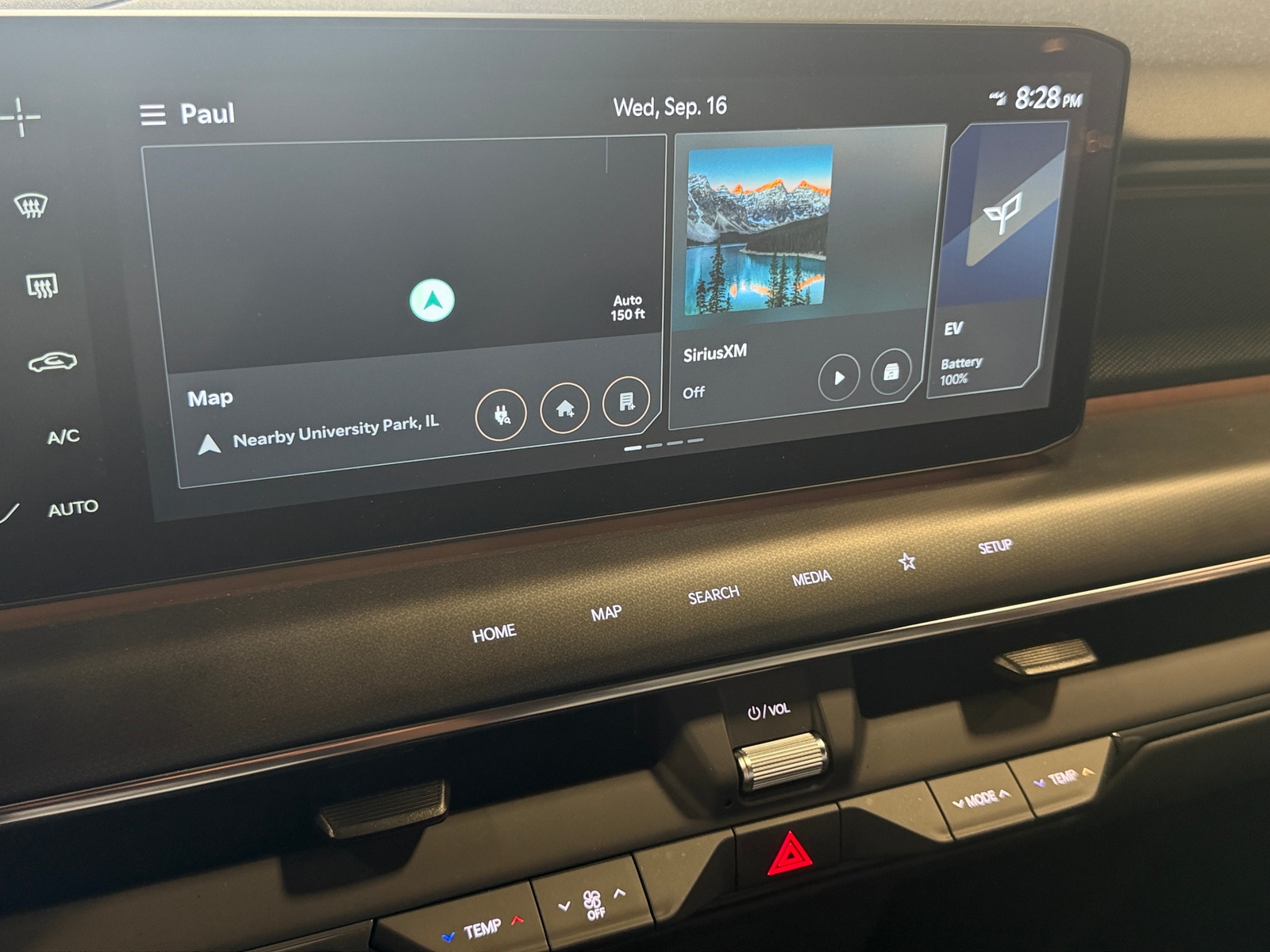 Thumbnail: 2024 Kia EV9 - 3