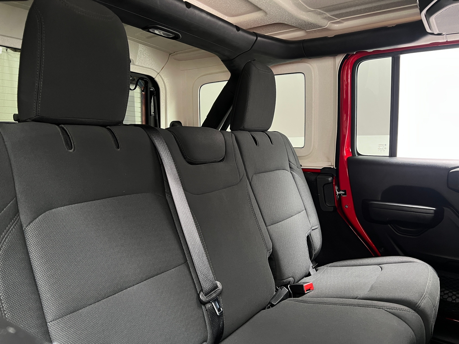 Thumbnail: 2021 Jeep Wrangler - 6